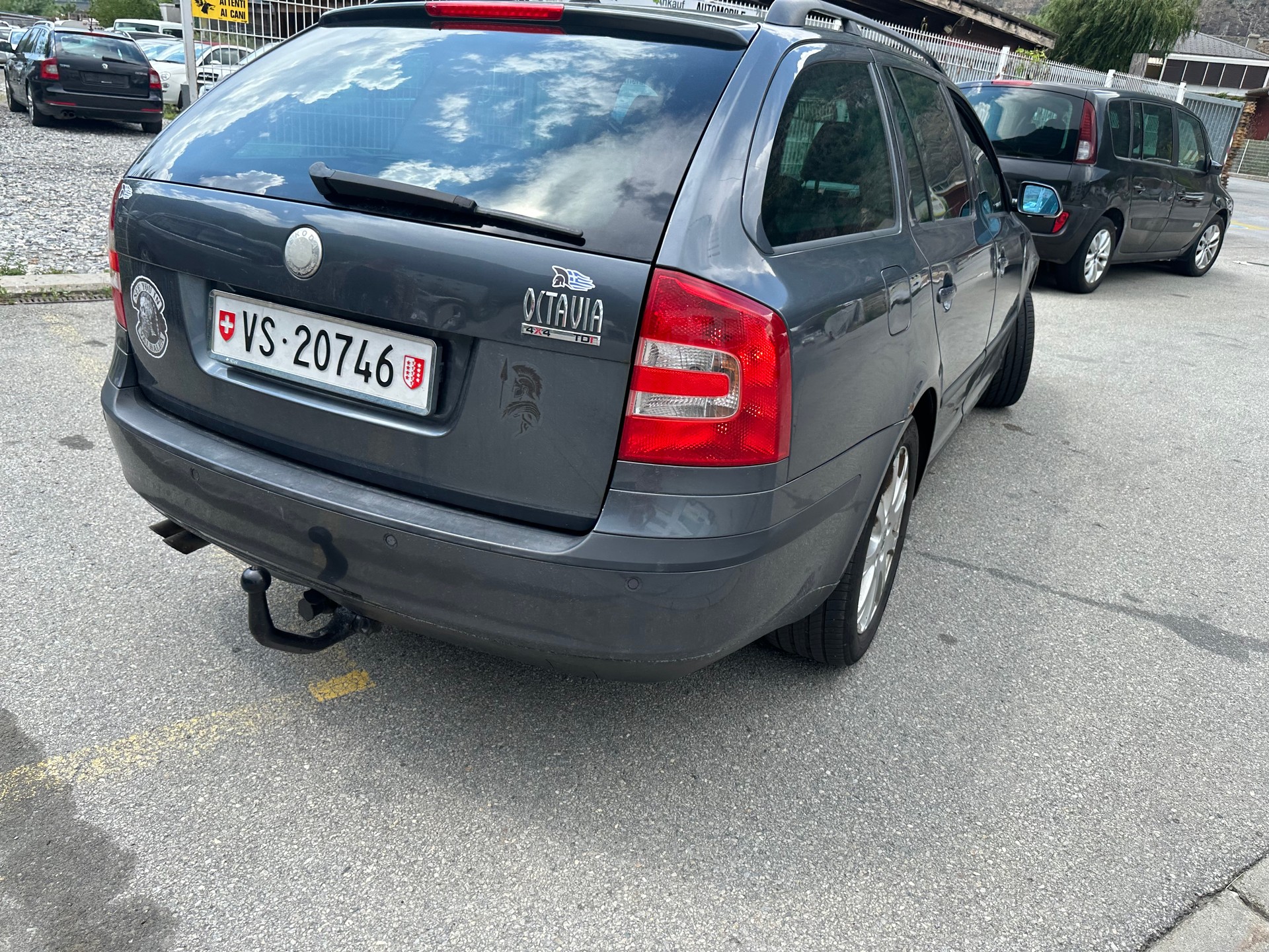 SKODA Octavia 2.0 TDI Laurin & Klement 4x4-image-4