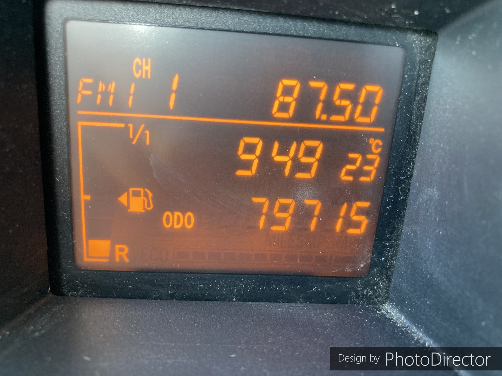 TOYOTA iQ 1.0 VVT-i Linea Sol-image-8