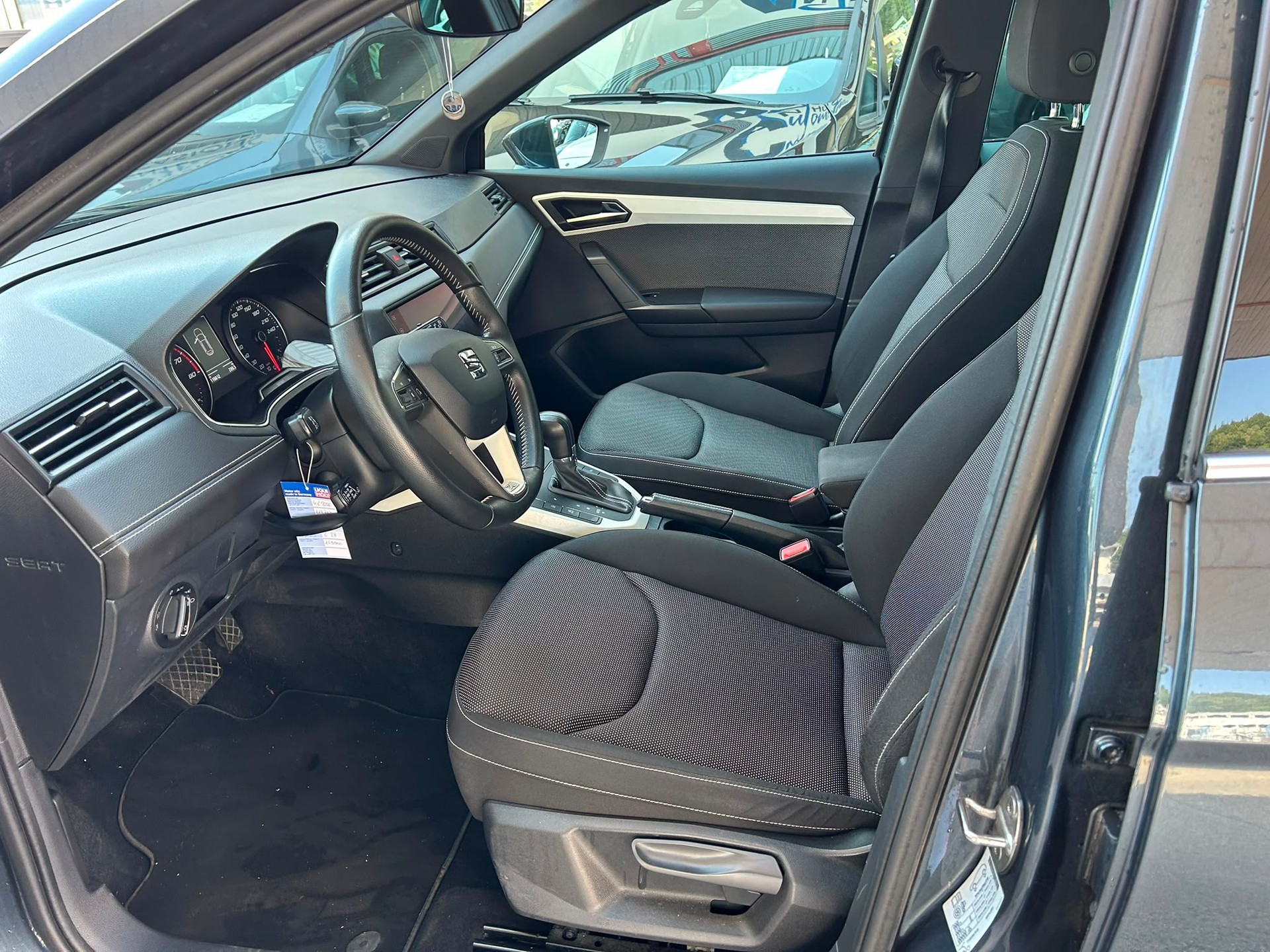 SEAT Arona 1.0 TSI Eco Xcellence DSG-image-7
