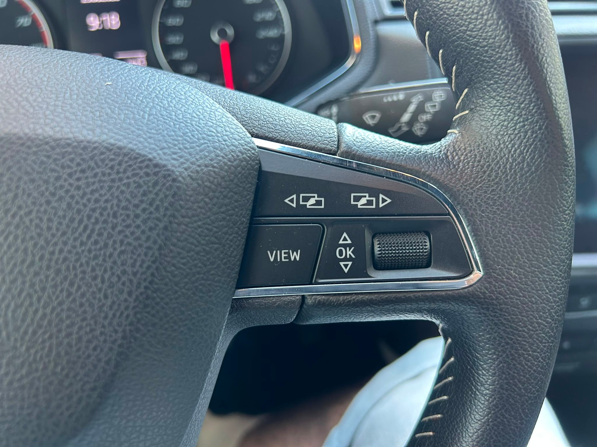 SEAT Arona 1.0 TSI Eco Xcellence DSG-image-10