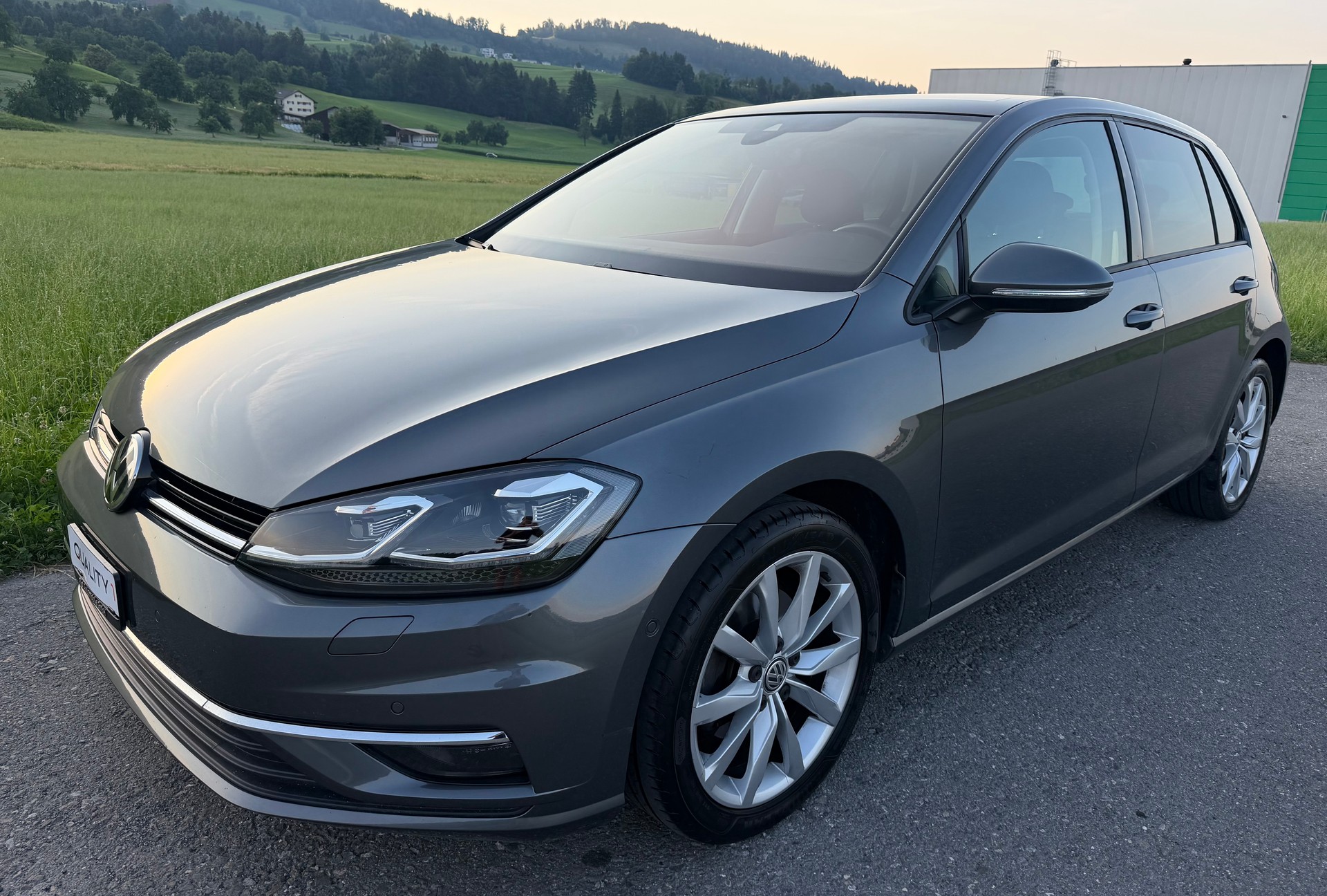 VW Golf 2.0 TDI 70th Anniversary 4Motion DSG-image-1