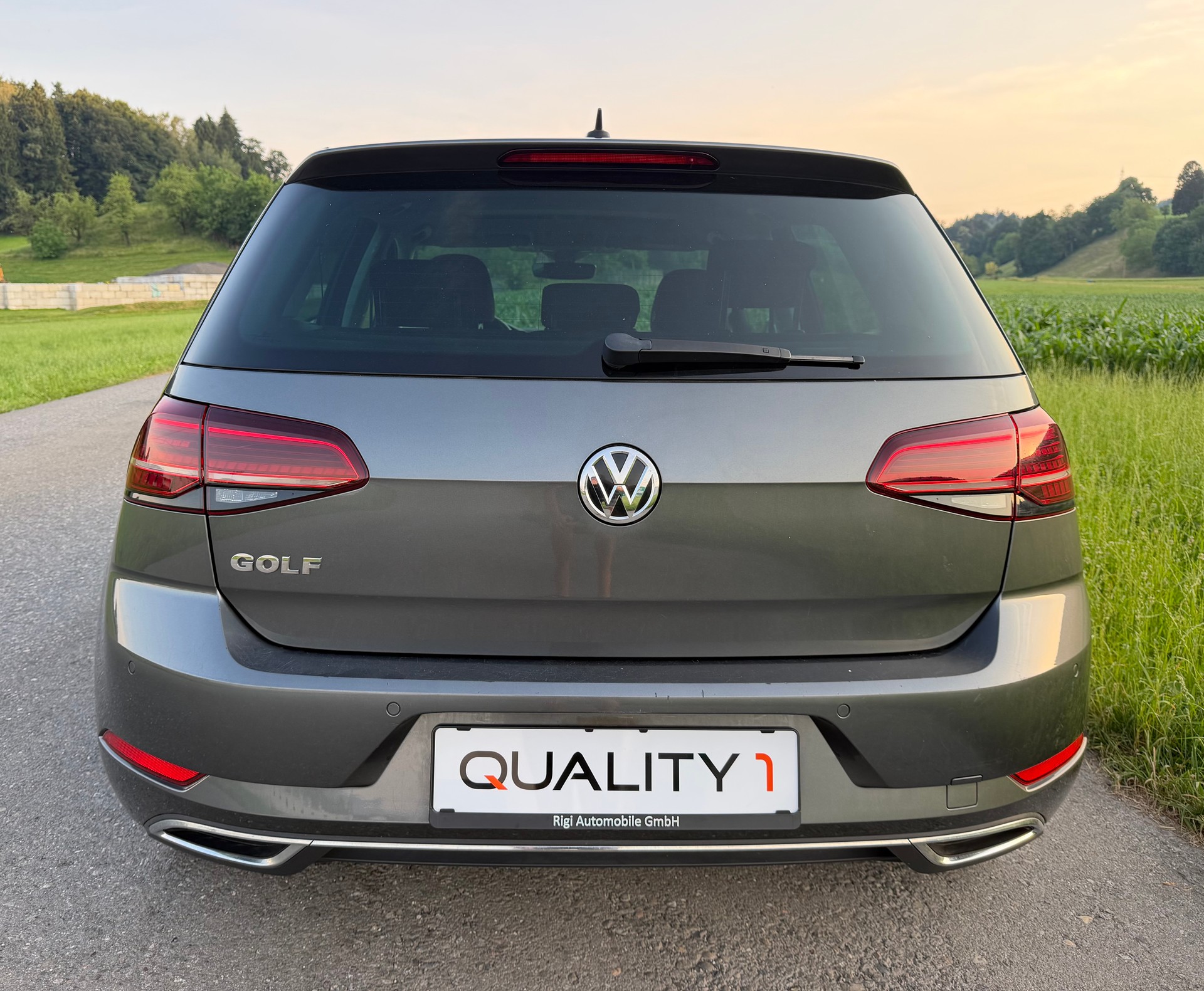 VW Golf 2.0 TDI 70th Anniversary 4Motion DSG-image-4