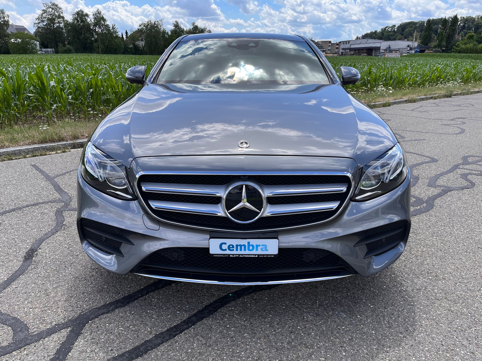 MERCEDES-BENZ E 200 AMG Line 4Matic 9G-Tronic * AMG PAKET INNEN UND AUSSEN - PANORAMADACH *-image-8