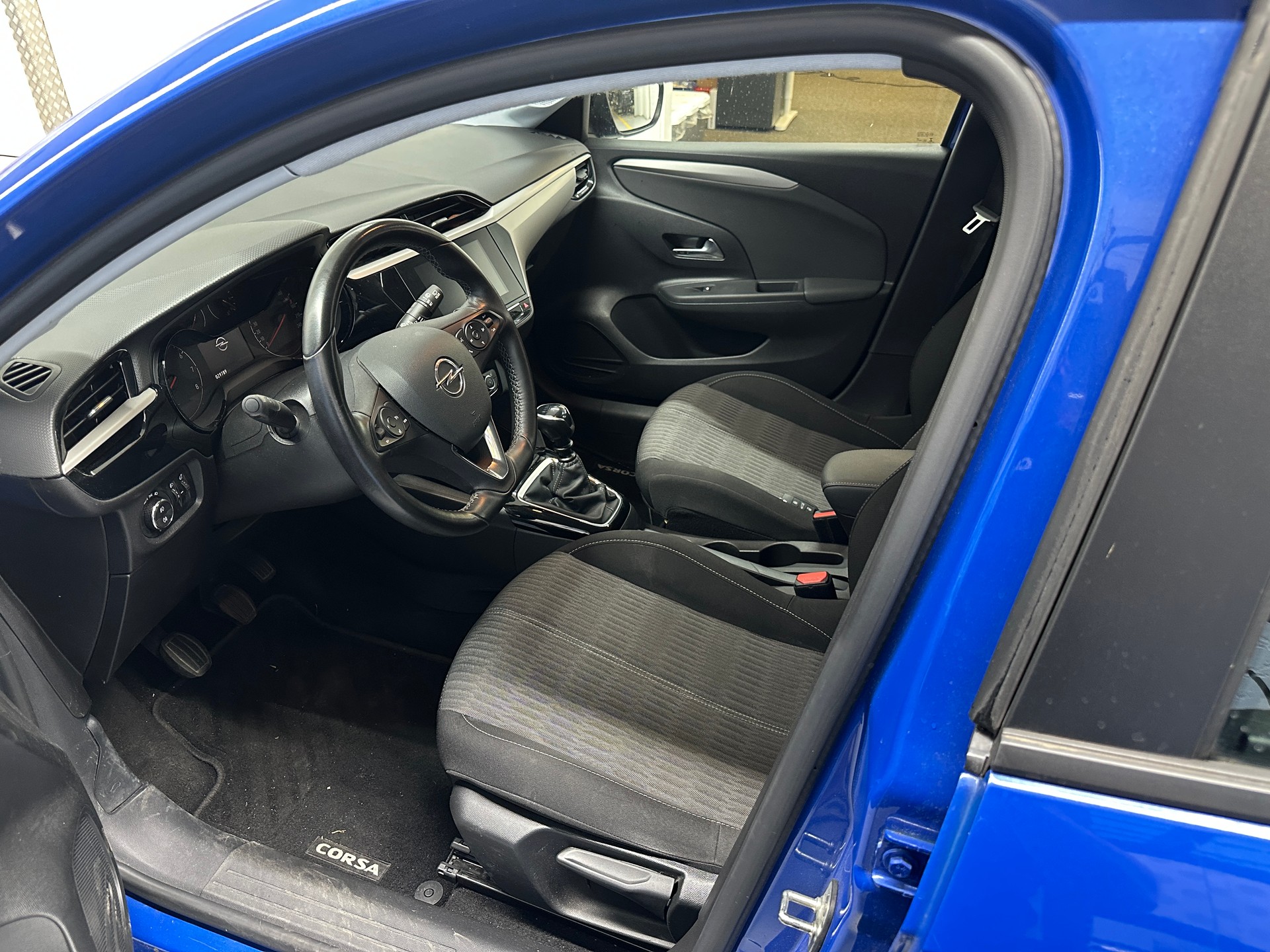 OPEL Corsa 1.2 TP Edition-image-7