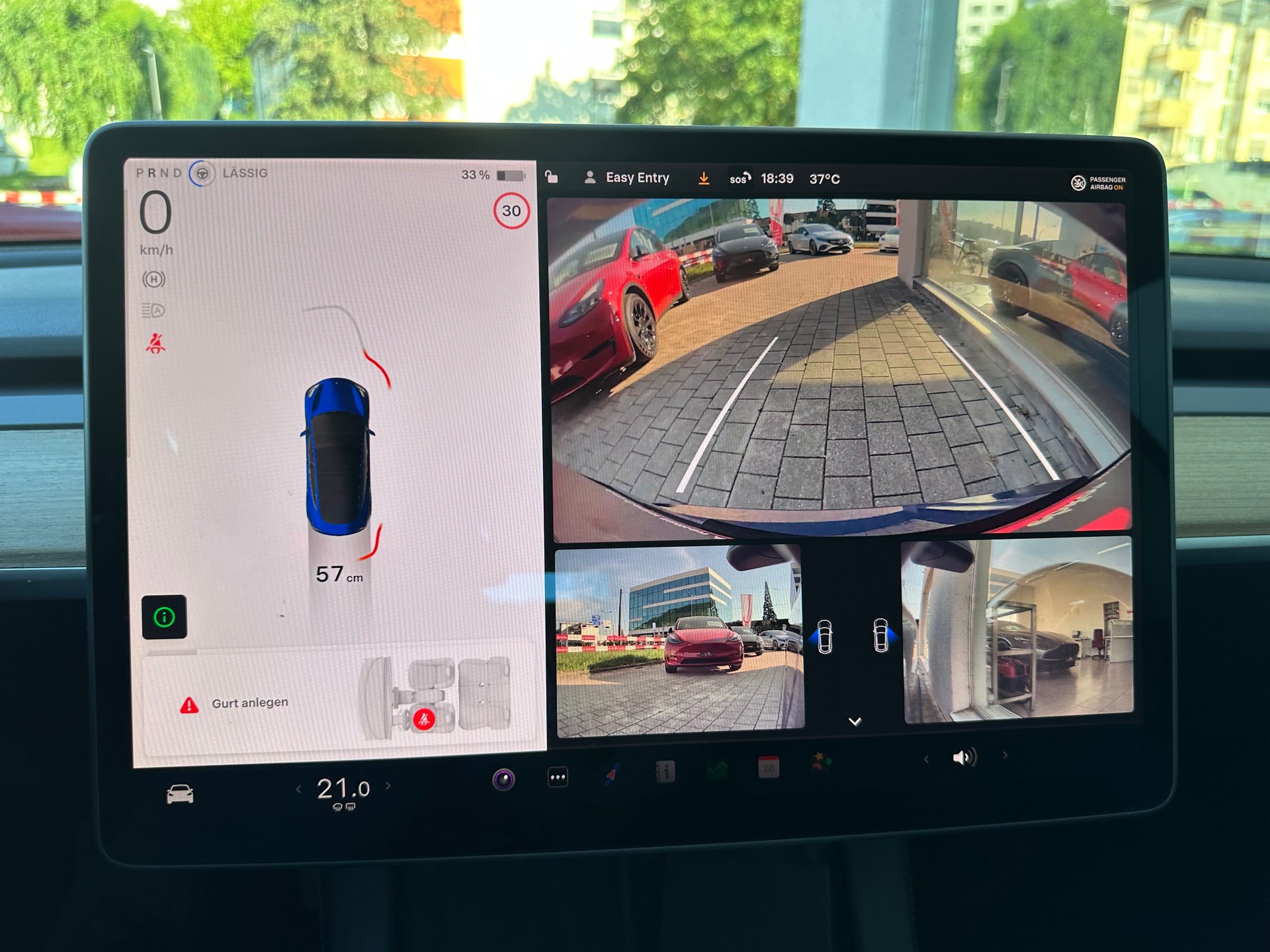 TESLA Model 3 Long Range Dual Motor AWD-image-8