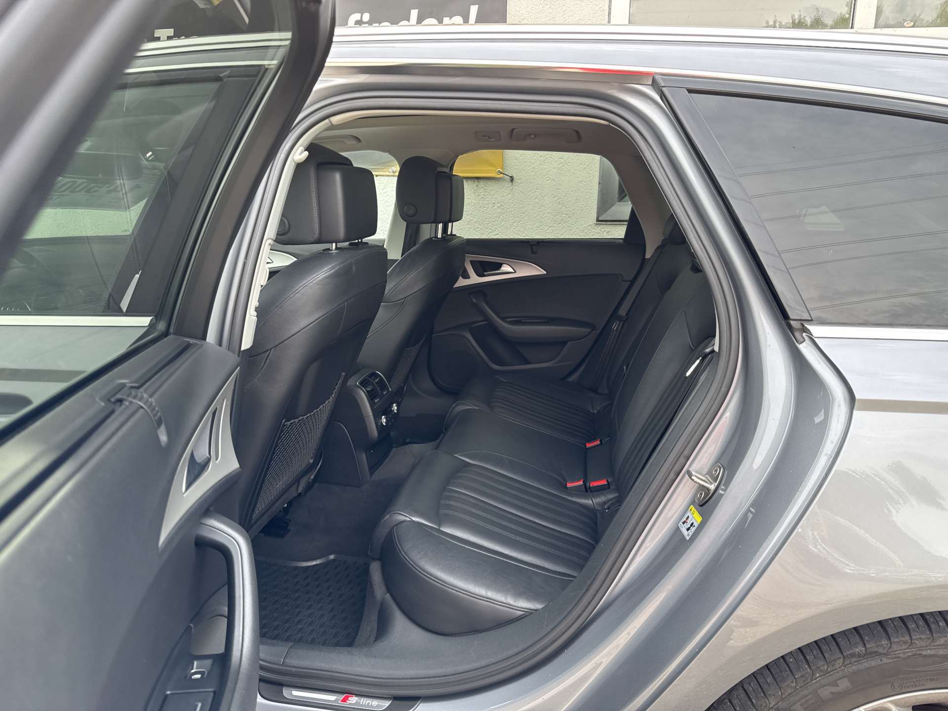 AUDI A6 Avant 2.0 TDi quattro S-Line S-Tronic Automat-image-7