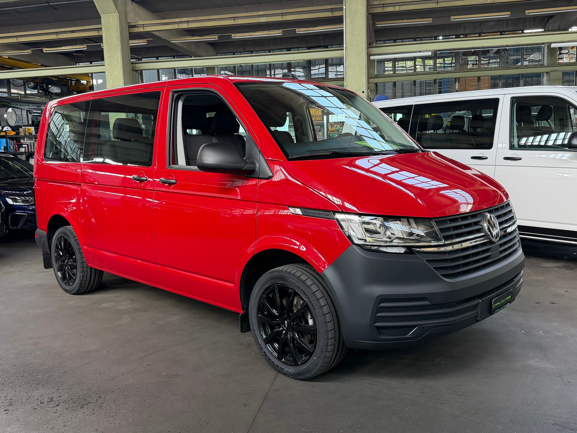 VW T6.1 2.0 TDI DSG Bus 9-Plätzer-image-0