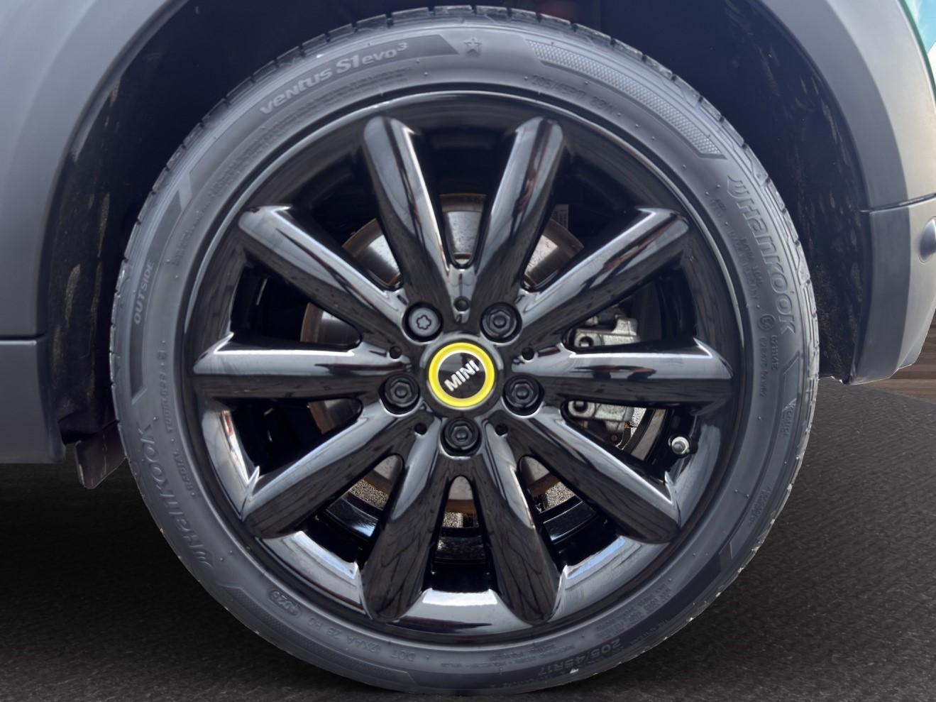 MINI F56 Cooper SE-image-9