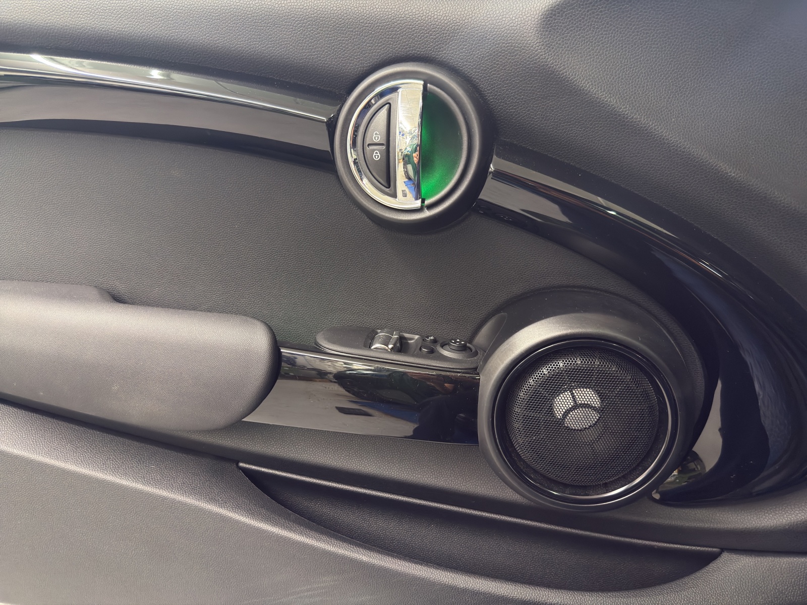 MINI F56 Cooper SE-image-14