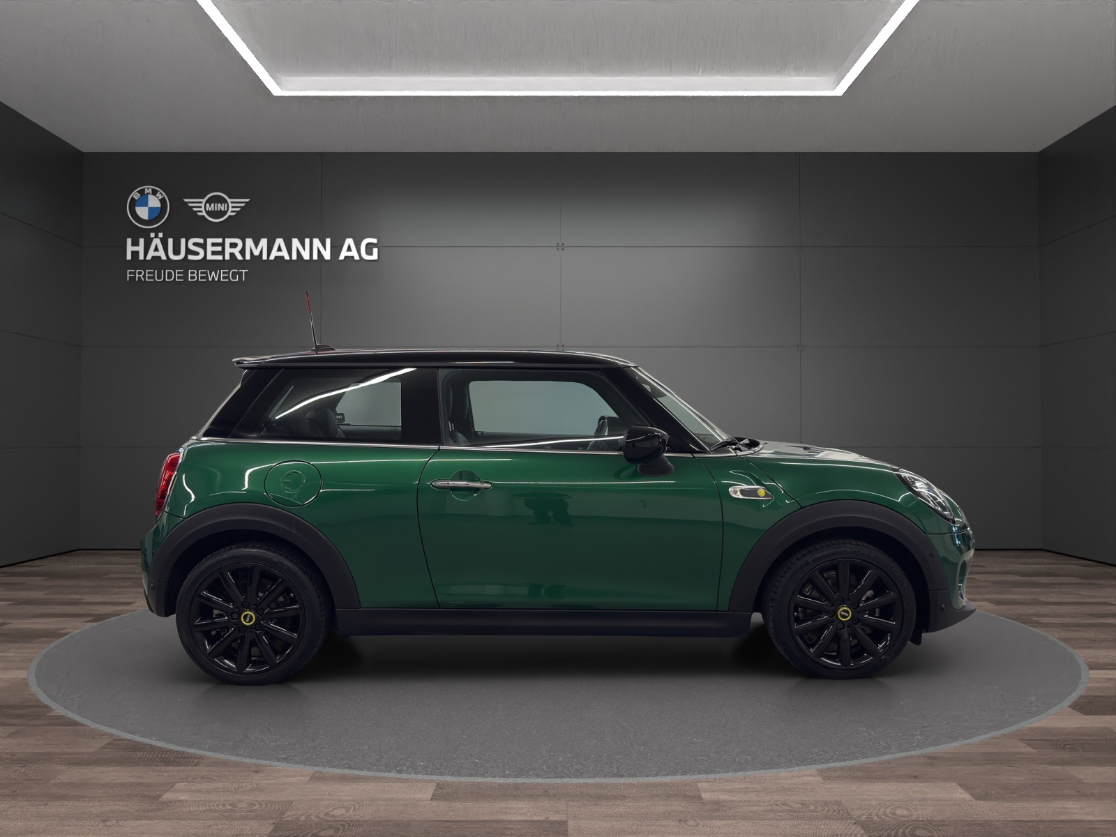 MINI F56 Cooper SE-showroom-element-3