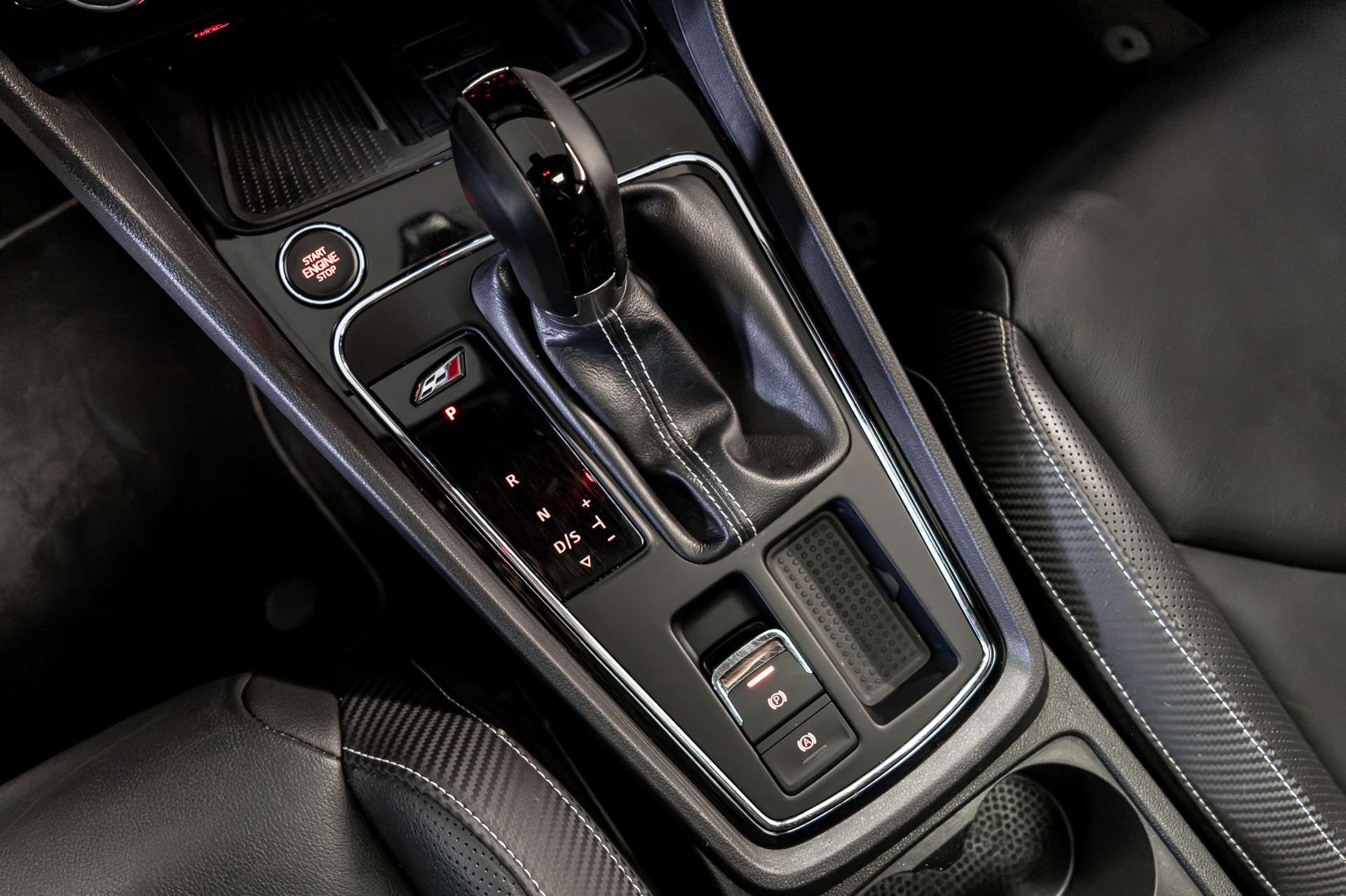 SEAT Leon 2.0 TSI Cupra 300 DSG-image-22