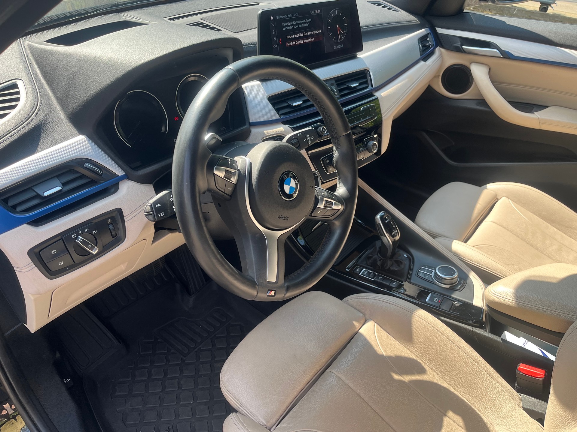 BMW 18d sDrive-image-4