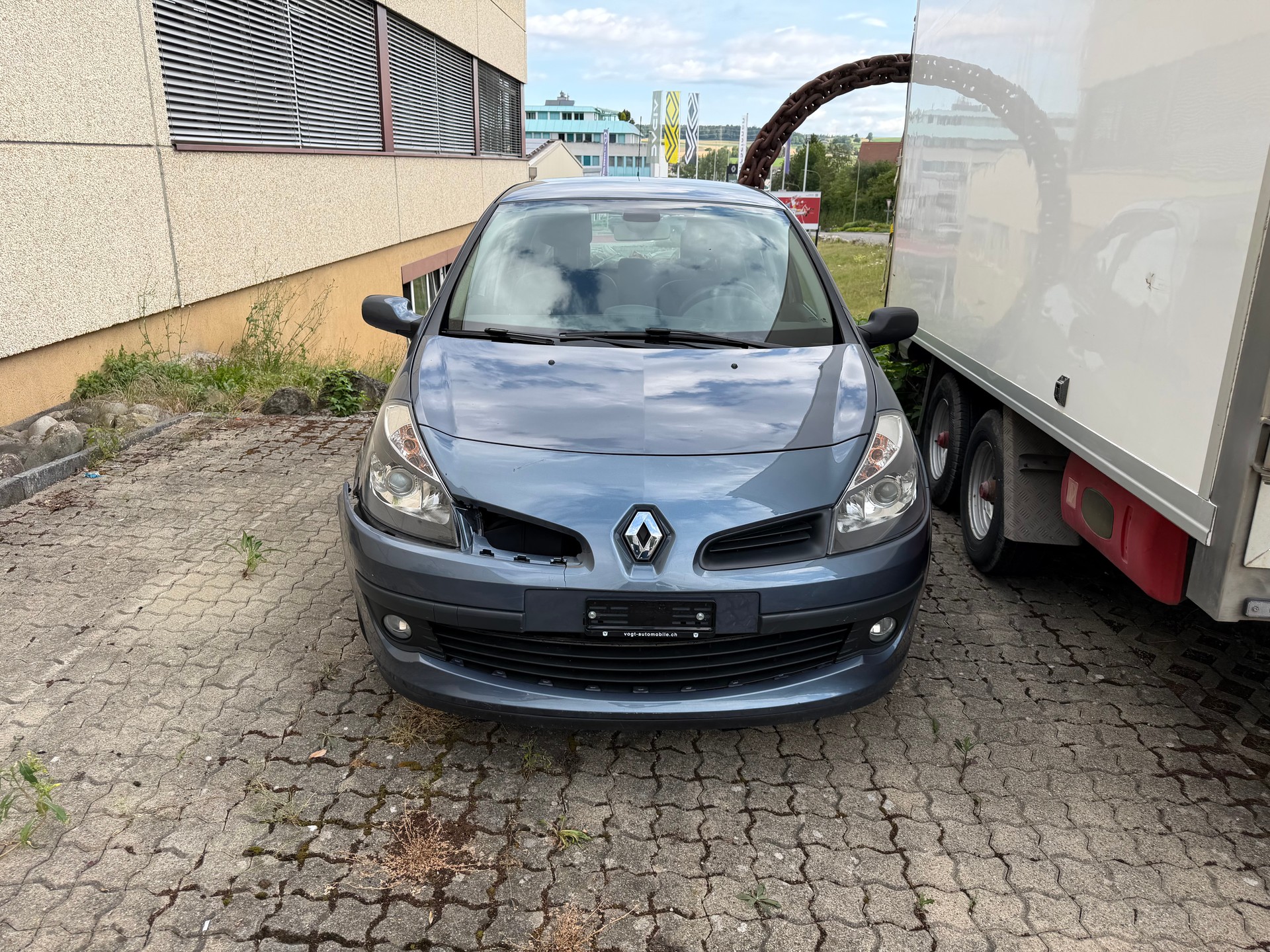 RENAULT Clio 1.6 16V Dynamique-image-0