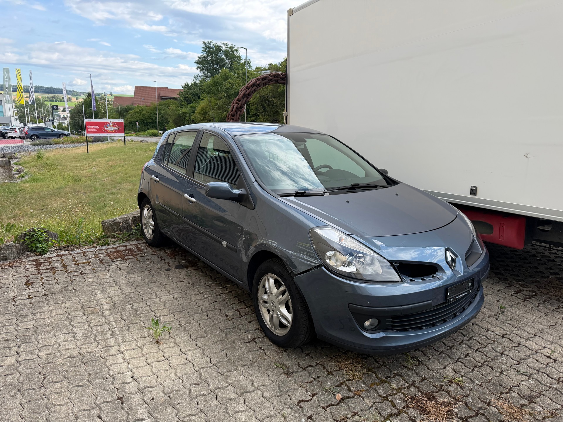 RENAULT Clio 1.6 16V Dynamique-image-2