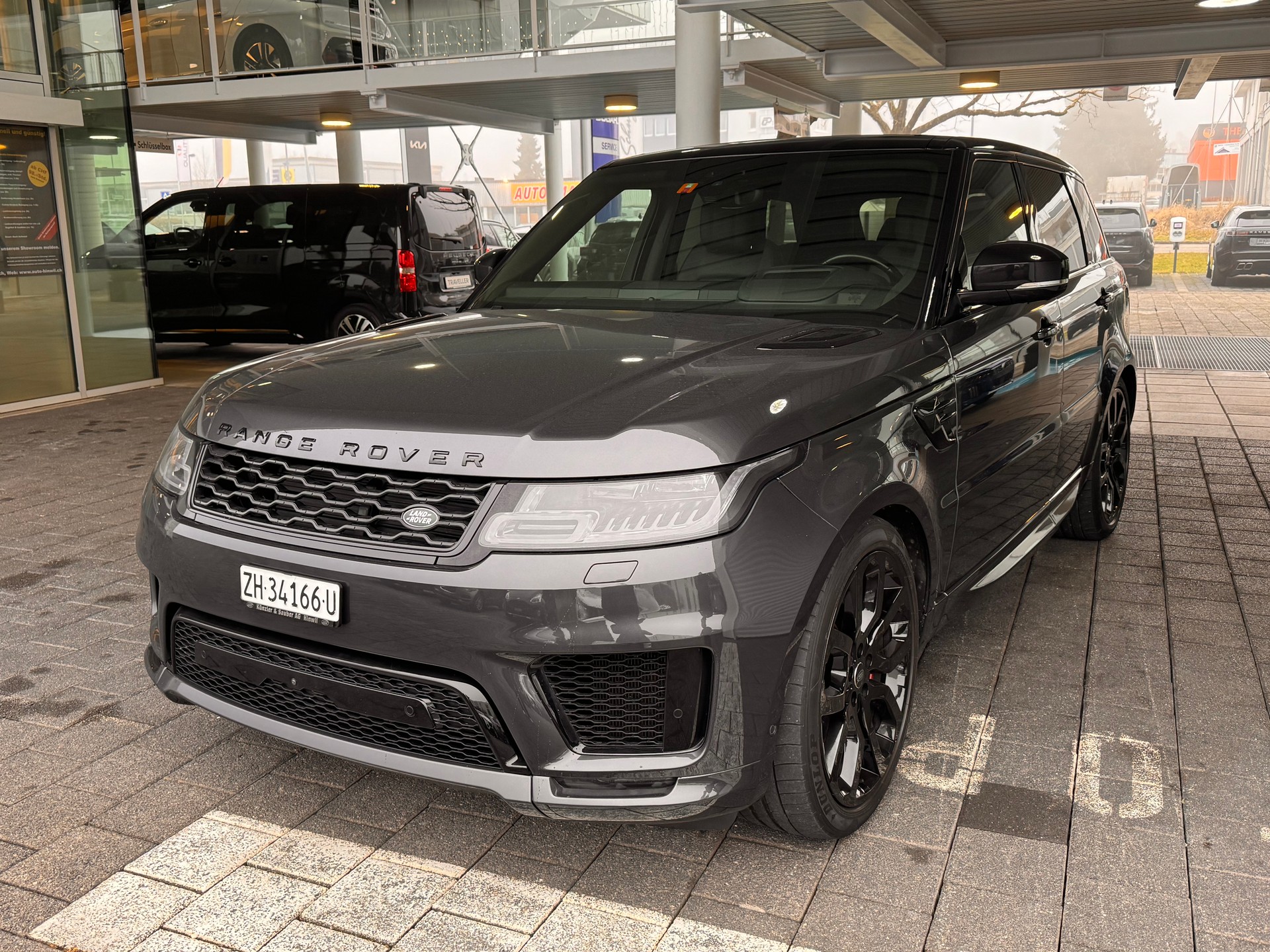 LAND ROVER 3.0 I6 HSE Dynamic-image-0