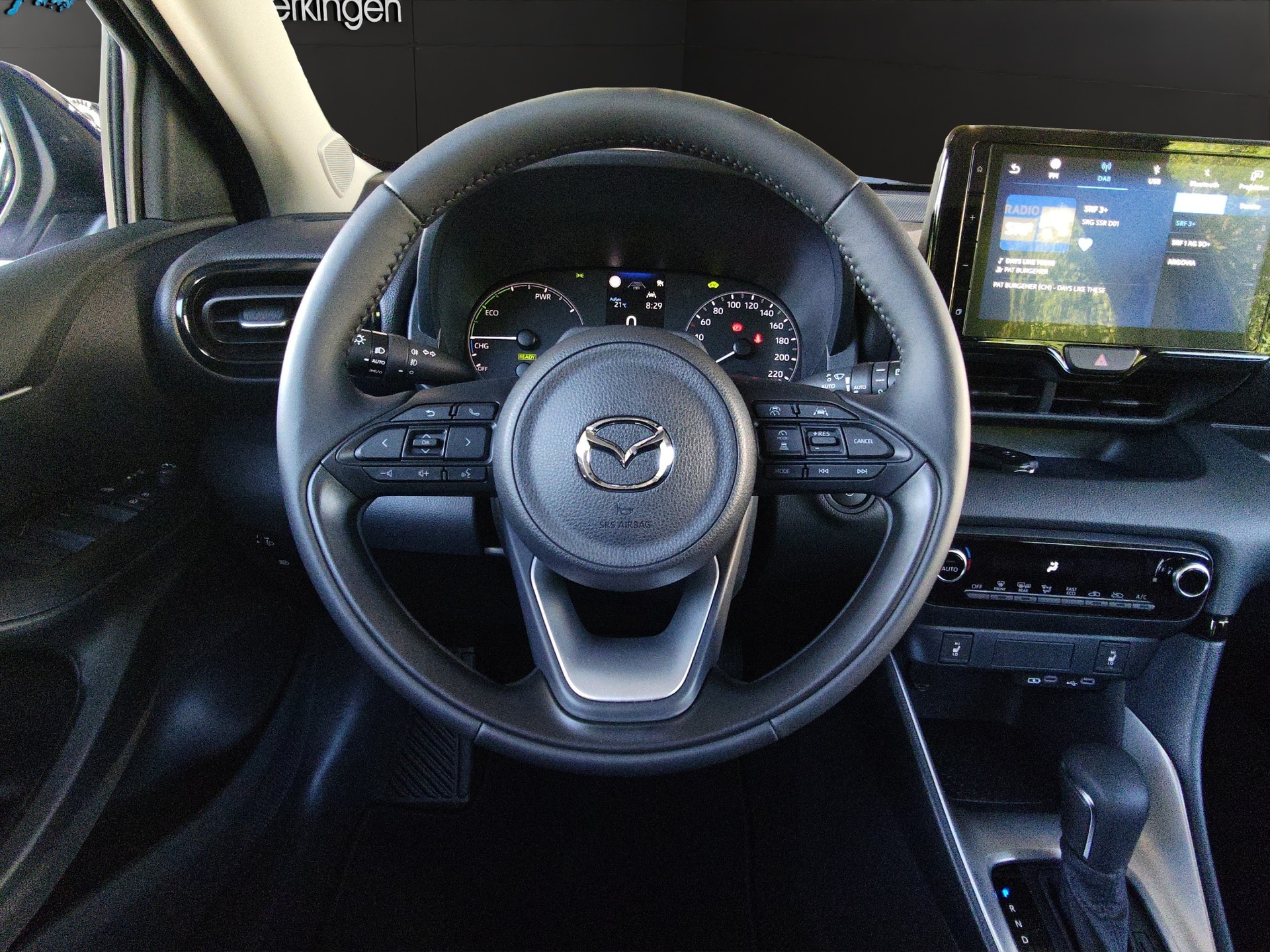 MAZDA 2 Hybrid Exclusive-Line-image-9