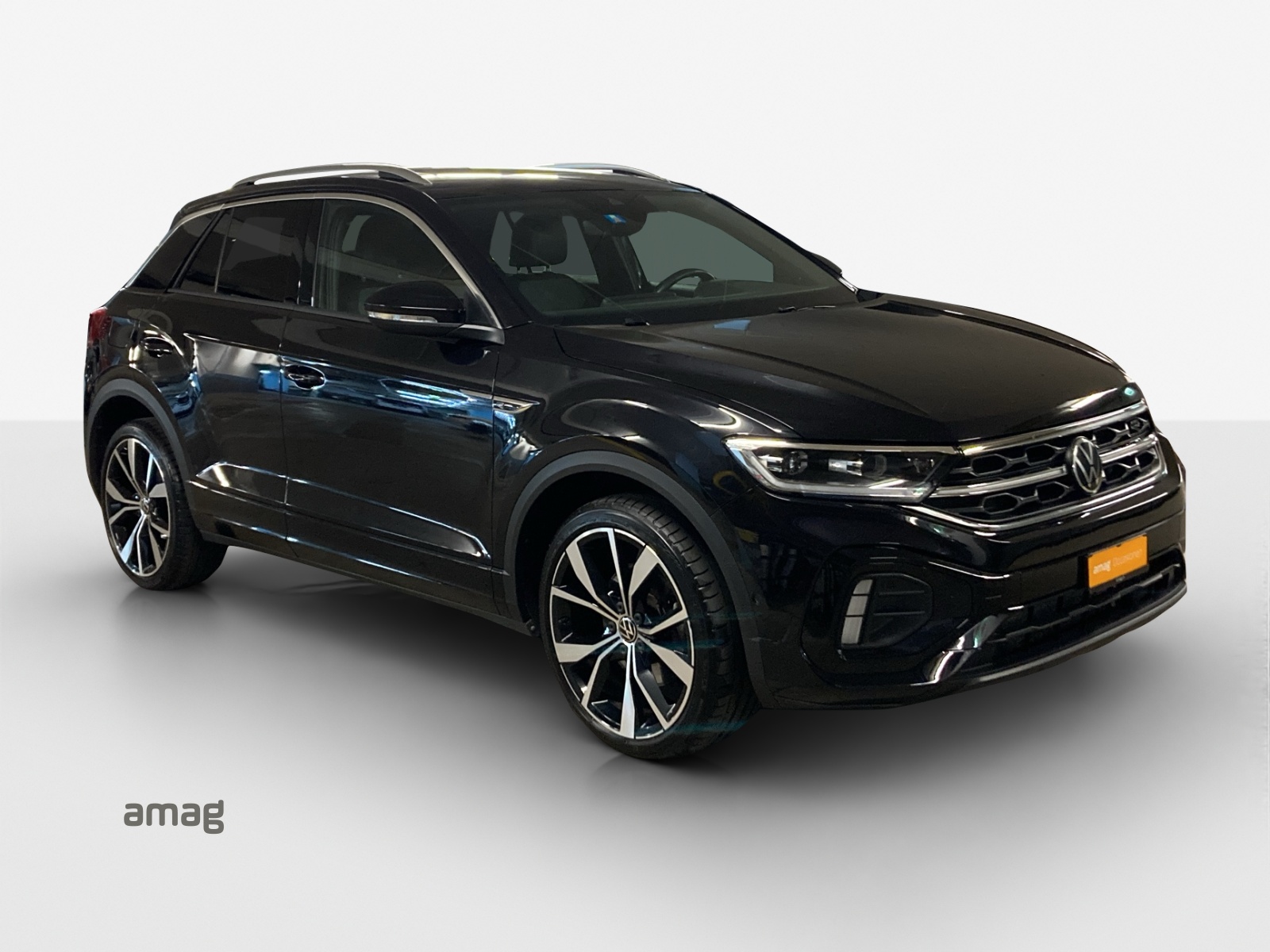 VW T-Roc 2.0 TSI R-Line DSG 4Motion-image-5
