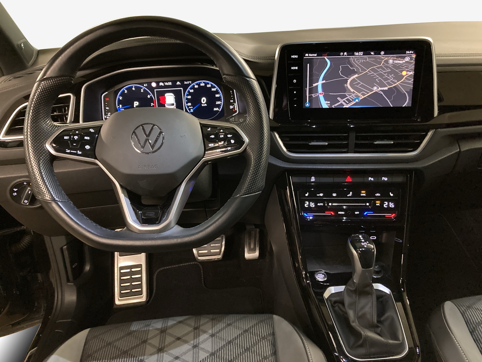 VW T-Roc 2.0 TSI R-Line DSG 4Motion-image-8