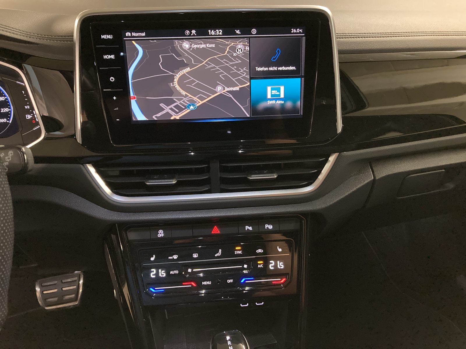 VW T-Roc 2.0 TSI R-Line DSG 4Motion-image-10