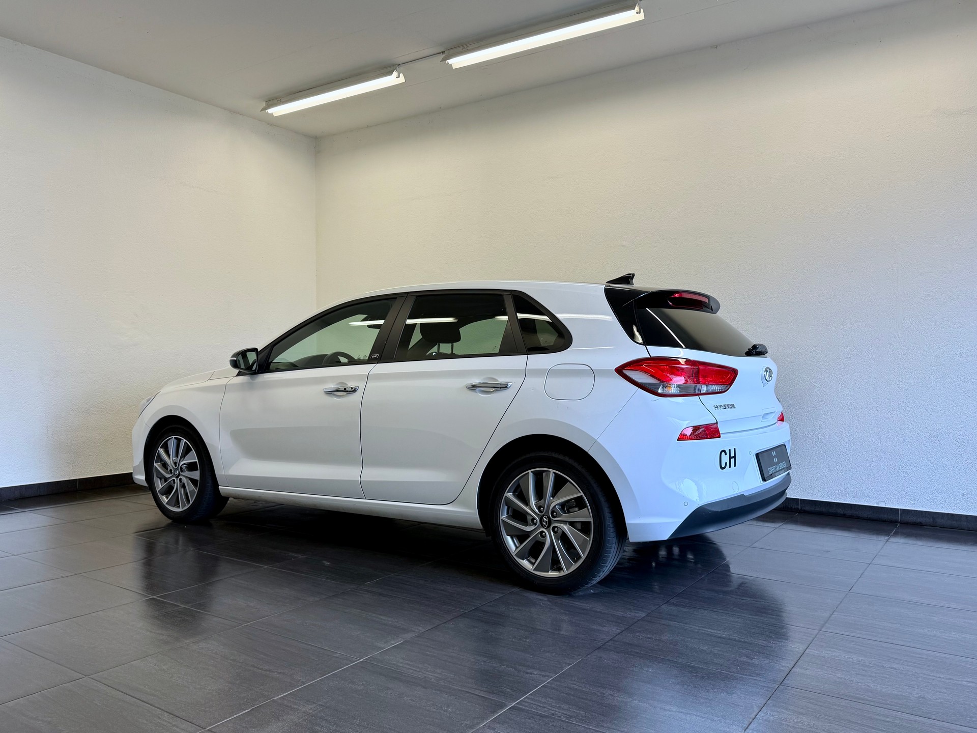 HYUNDAI i30 1.4 T-GDI Origo DCT-image-7
