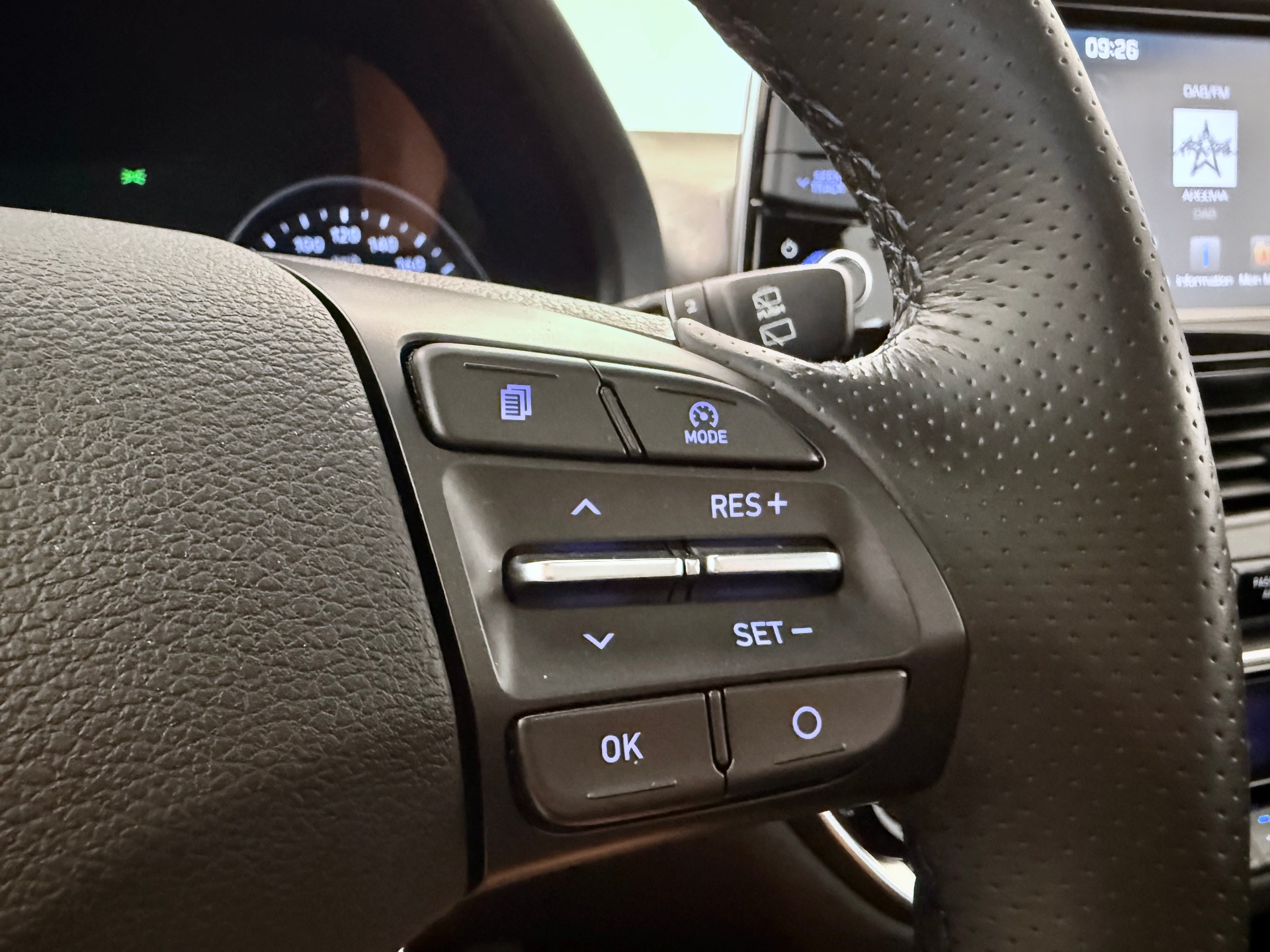 HYUNDAI i30 1.4 T-GDI Origo DCT-image-16