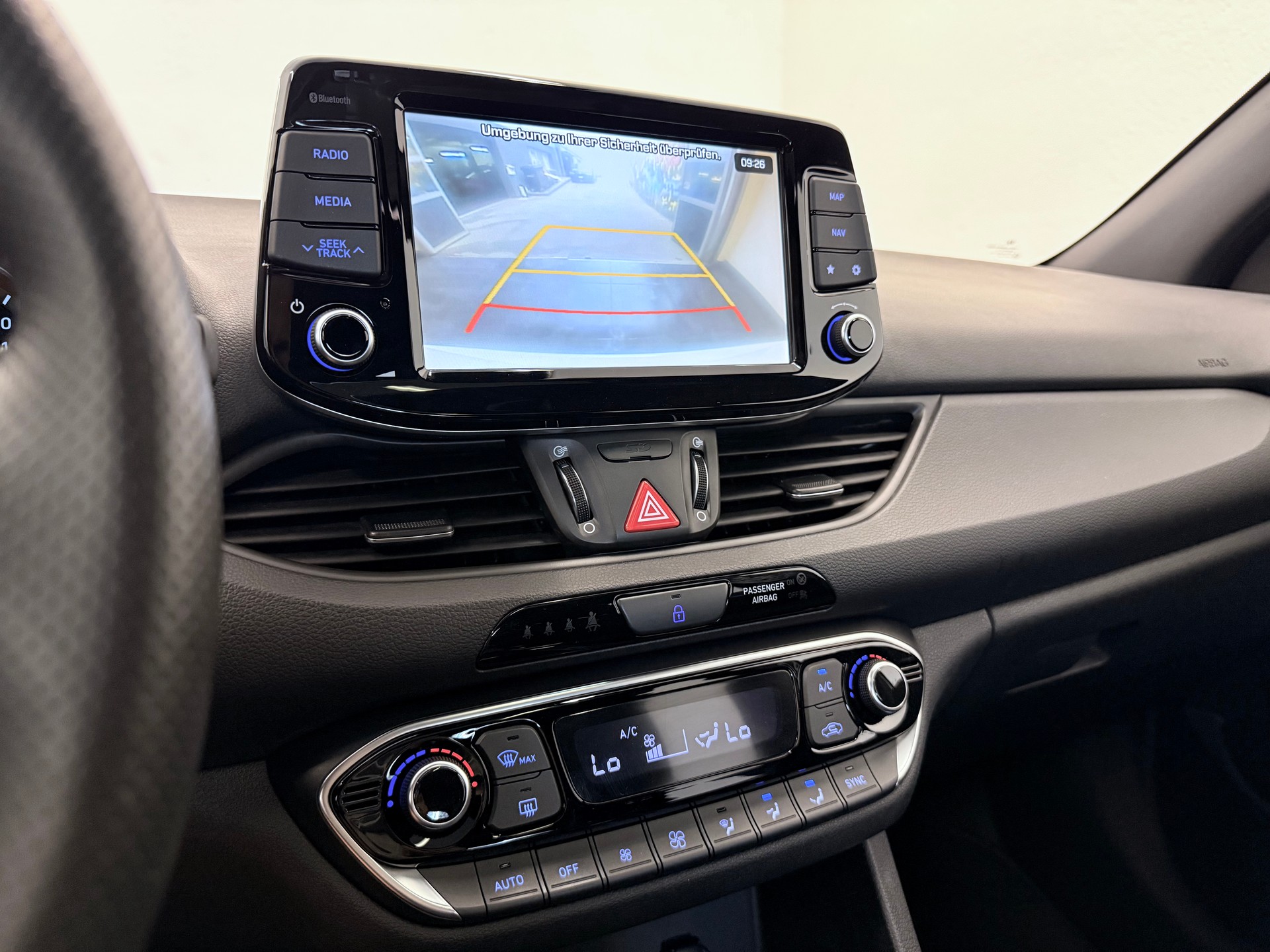 HYUNDAI i30 1.4 T-GDI Origo DCT-image-18