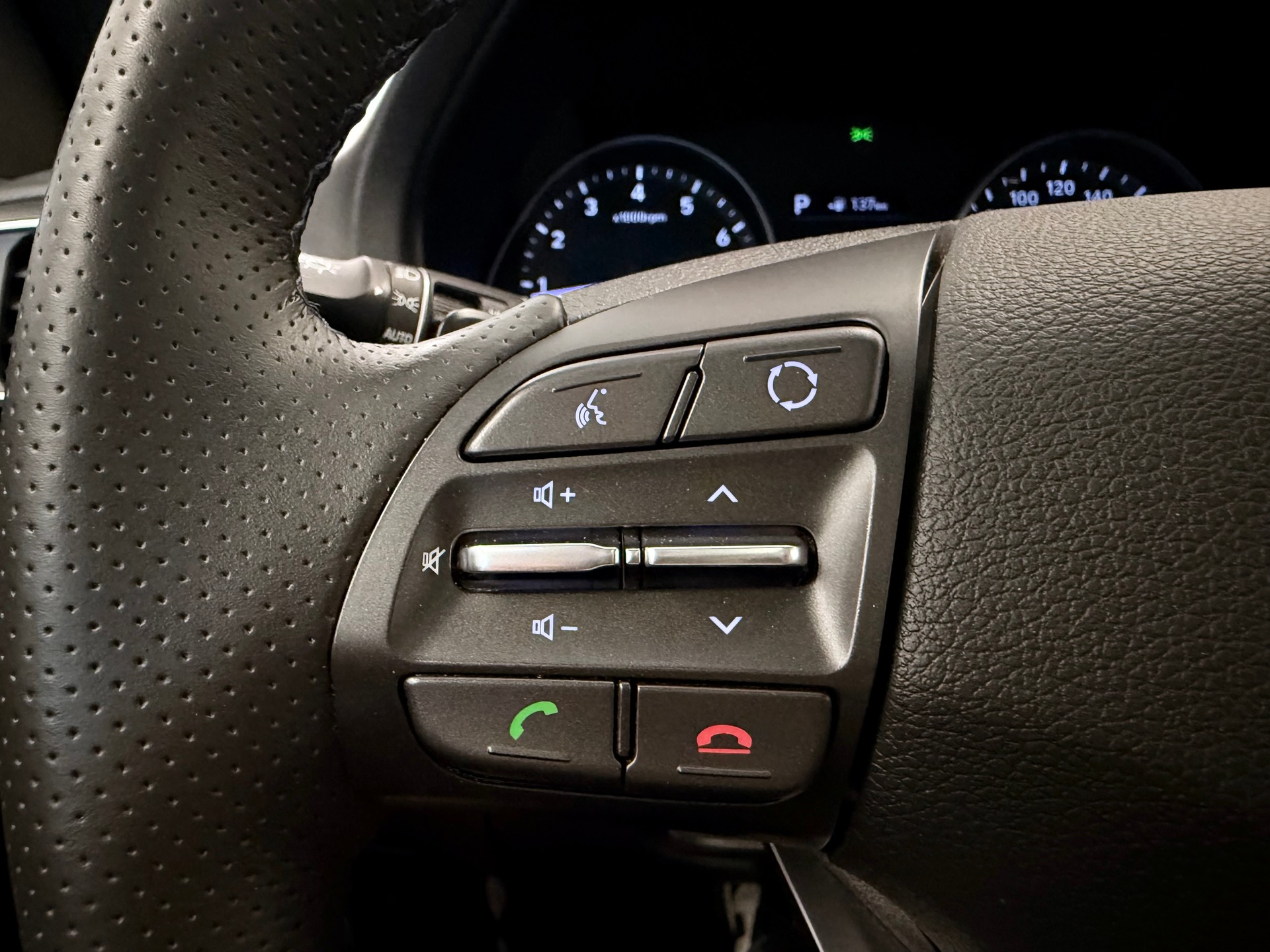 HYUNDAI i30 1.4 T-GDI Origo DCT-image-15