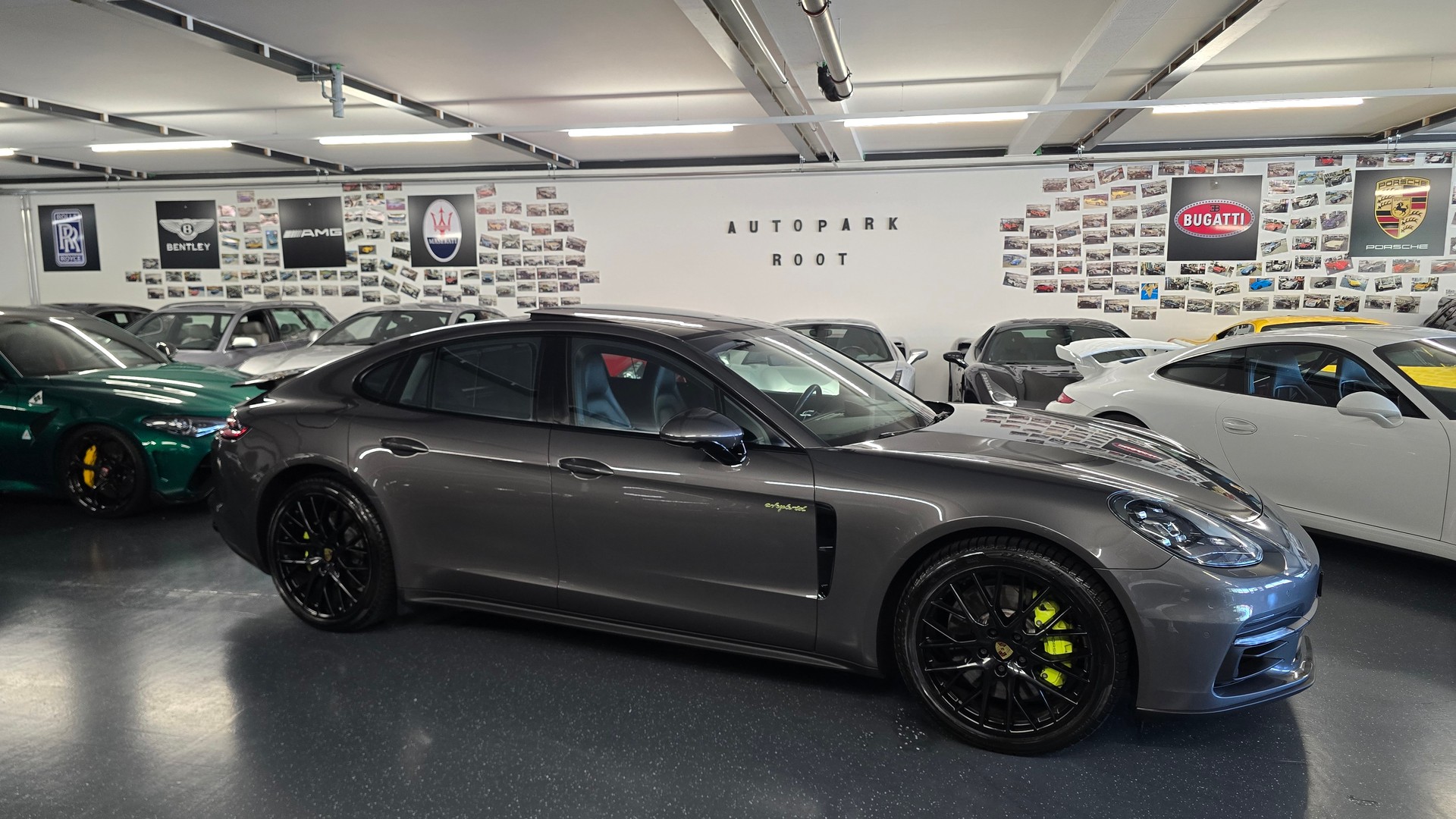 PORSCHE Panamera 4 E-Hybrid PDK-image-3