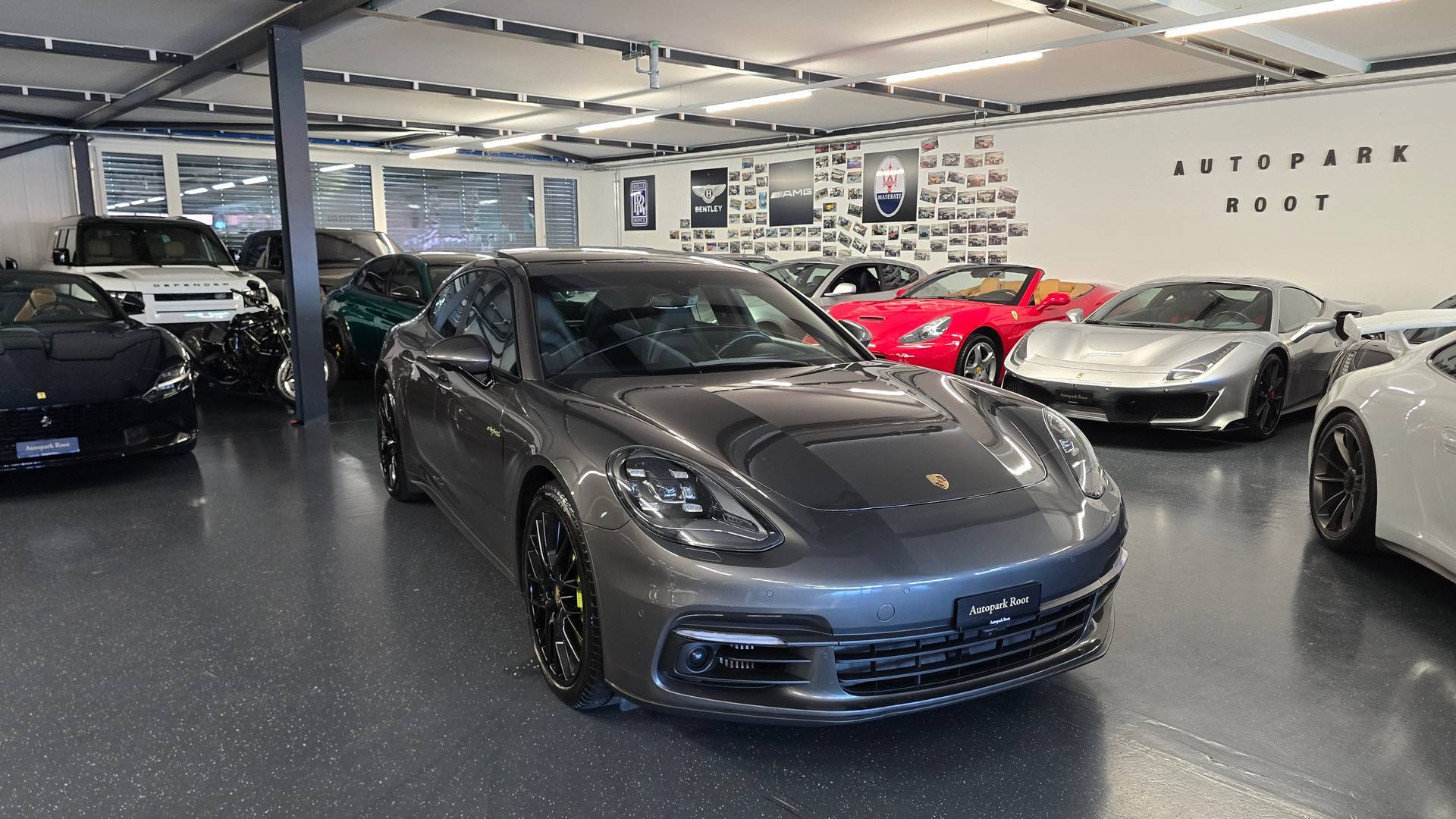 PORSCHE Panamera 4 E-Hybrid PDK-image-1