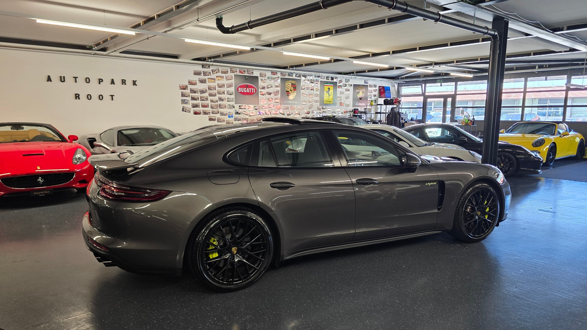 PORSCHE Panamera 4 E-Hybrid PDK-image-5