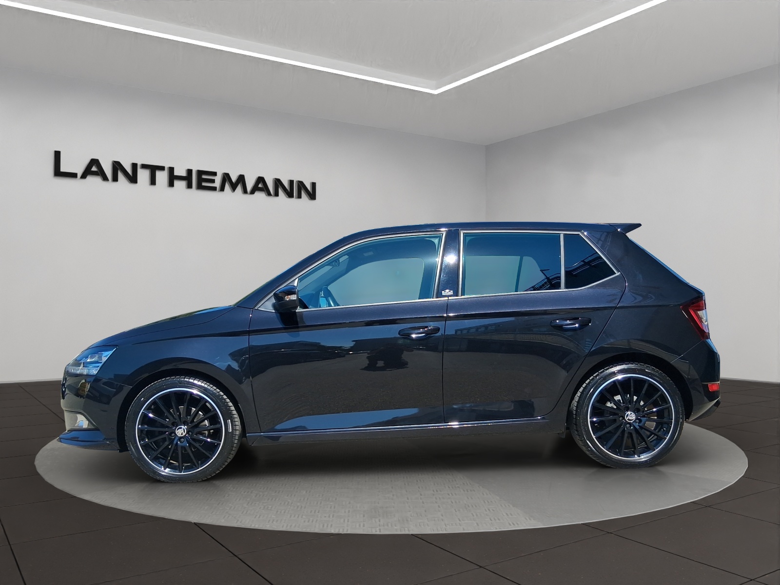 SKODA Fabia 1.0 TSI Monte Carlo-image-1