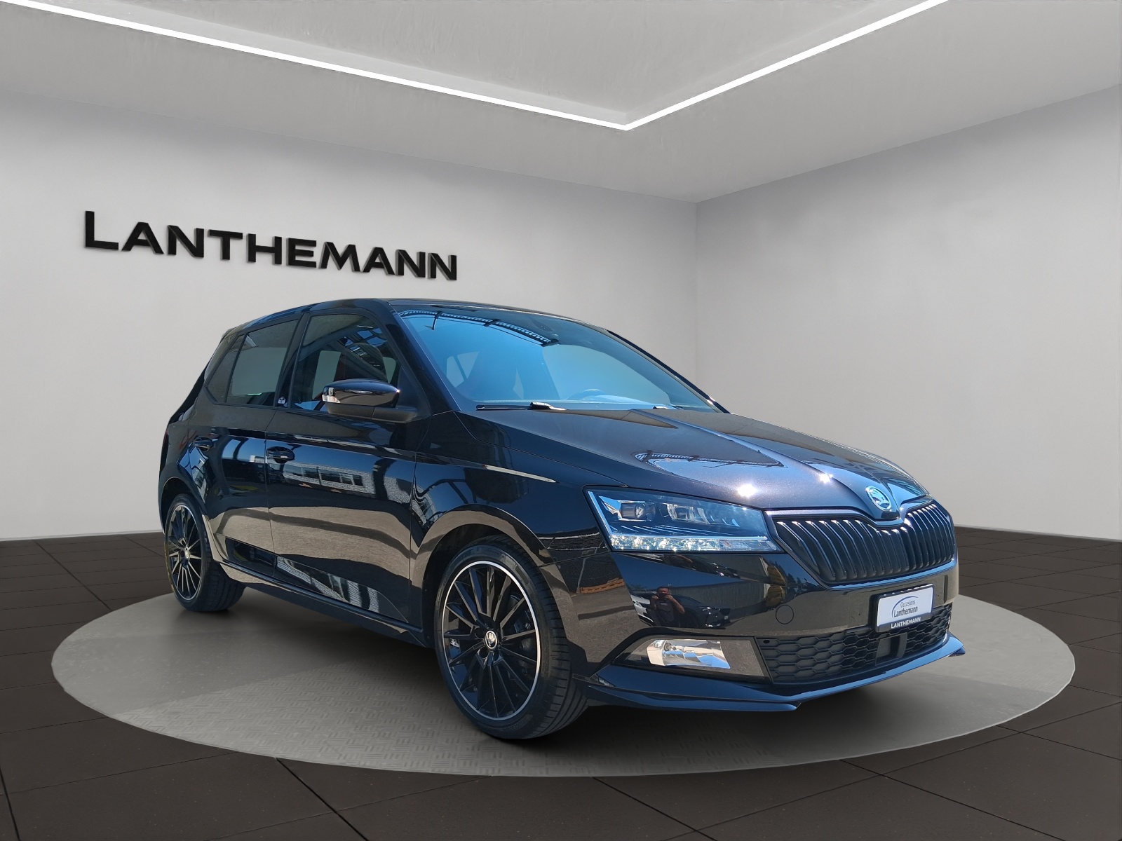 SKODA Fabia 1.0 TSI Monte Carlo-image-5