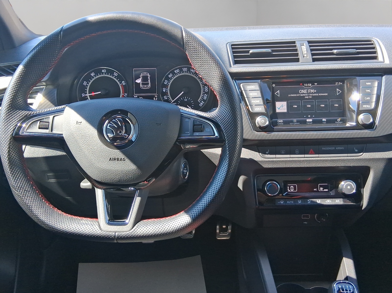 SKODA Fabia 1.0 TSI Monte Carlo-image-9