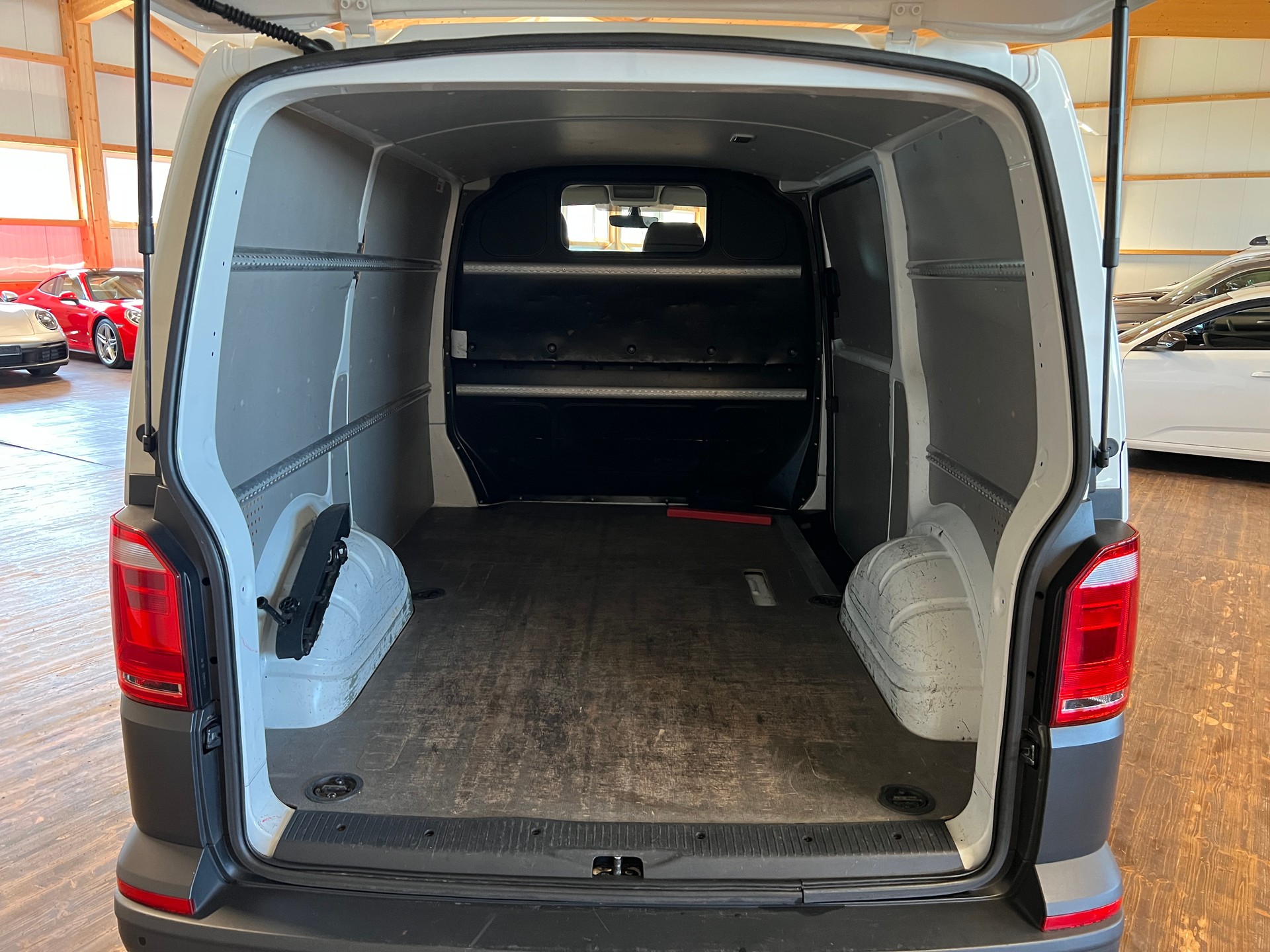 VW T6 2.0 TSI 4Motion DSG-image-13