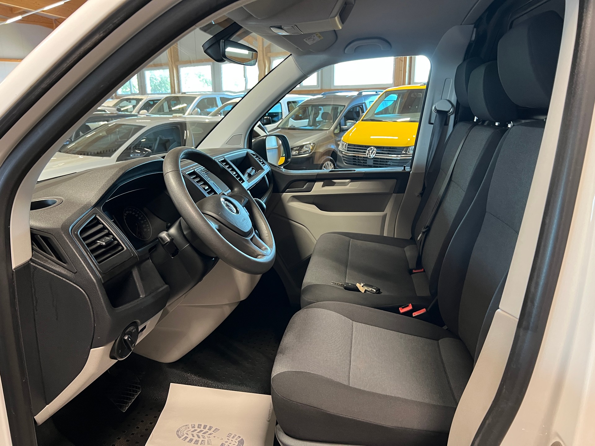VW T6 2.0 TSI 4Motion DSG-image-8