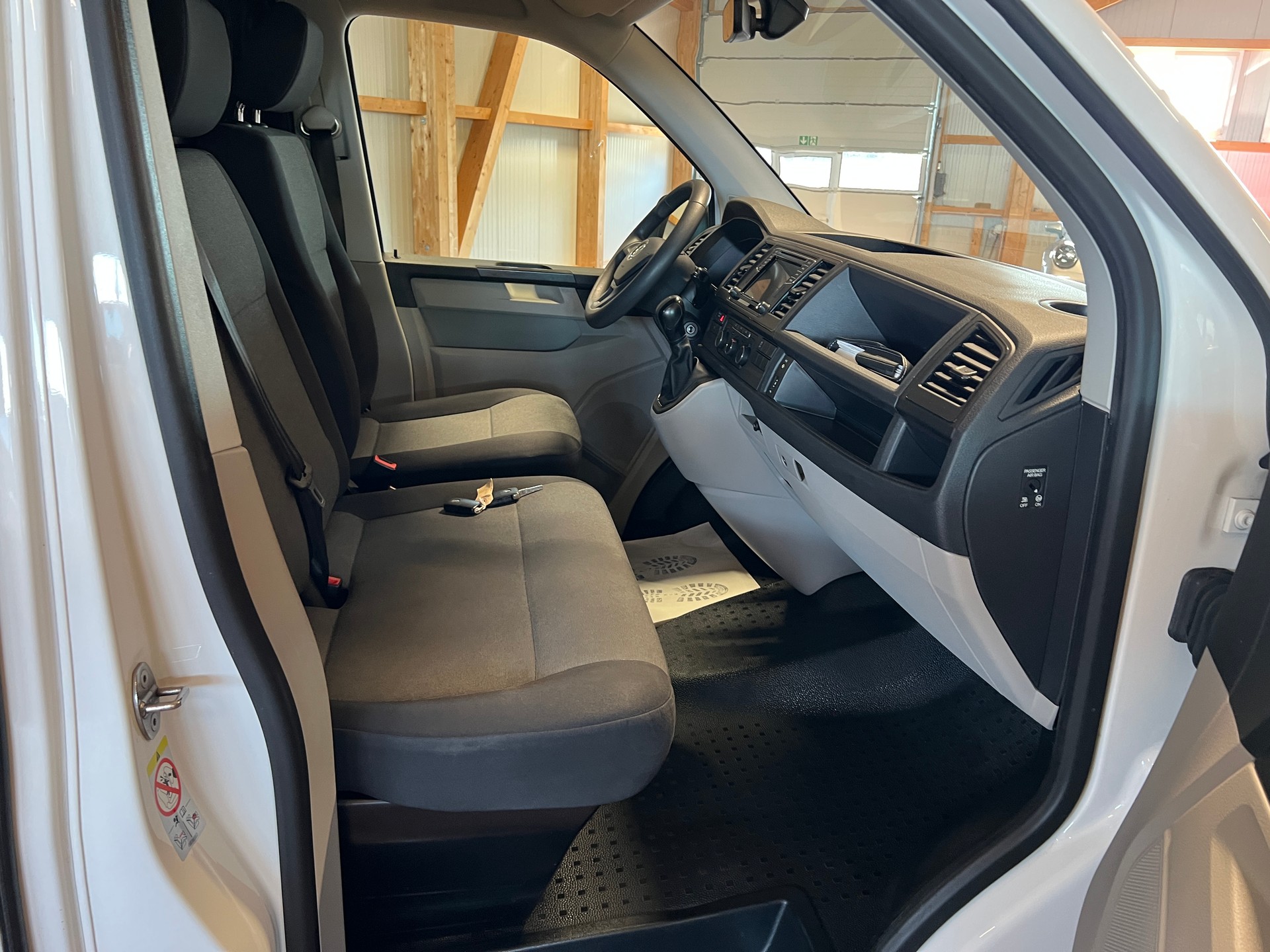 VW T6 2.0 TSI 4Motion DSG-image-10