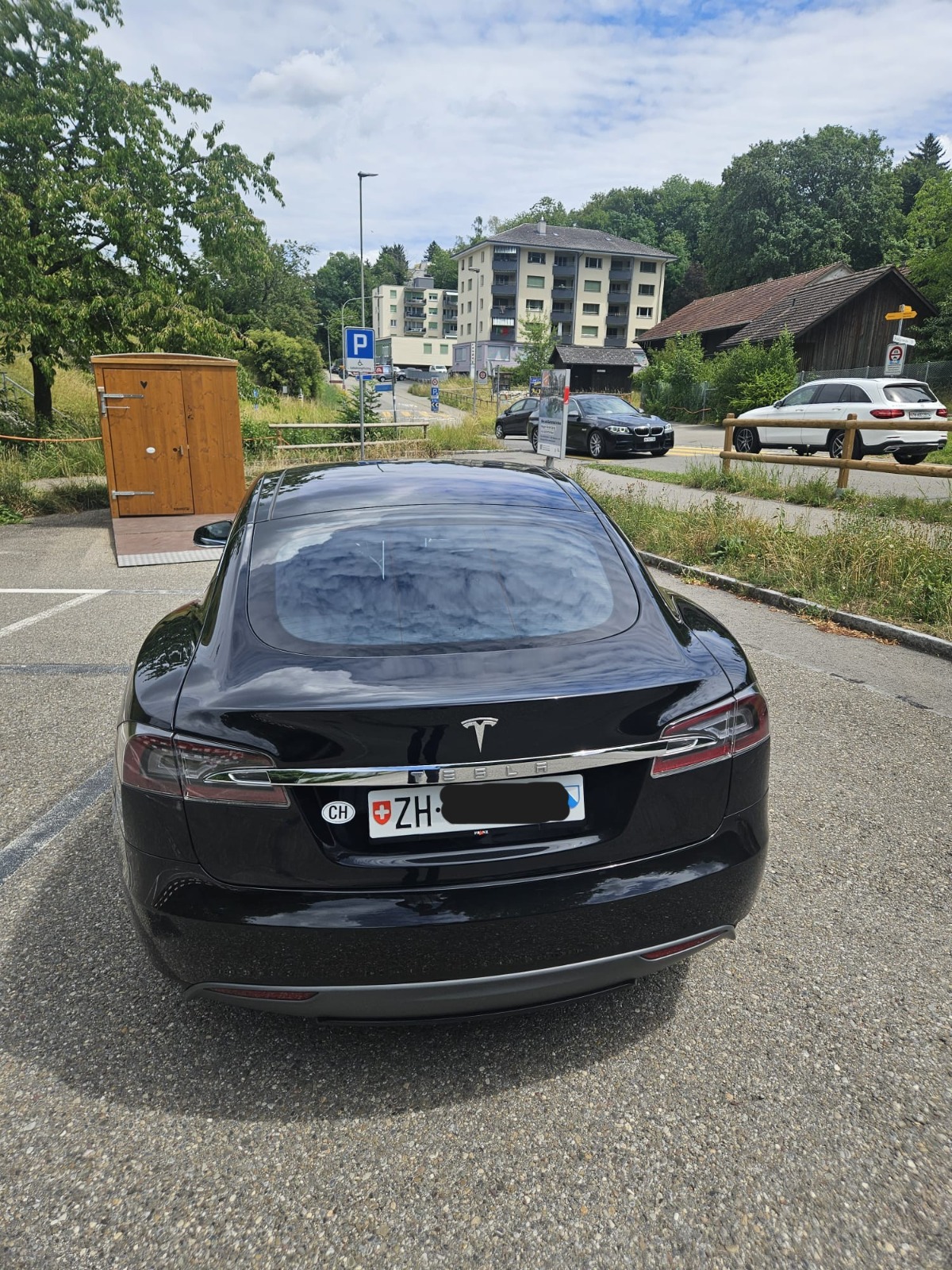 TESLA 70 D-image-11