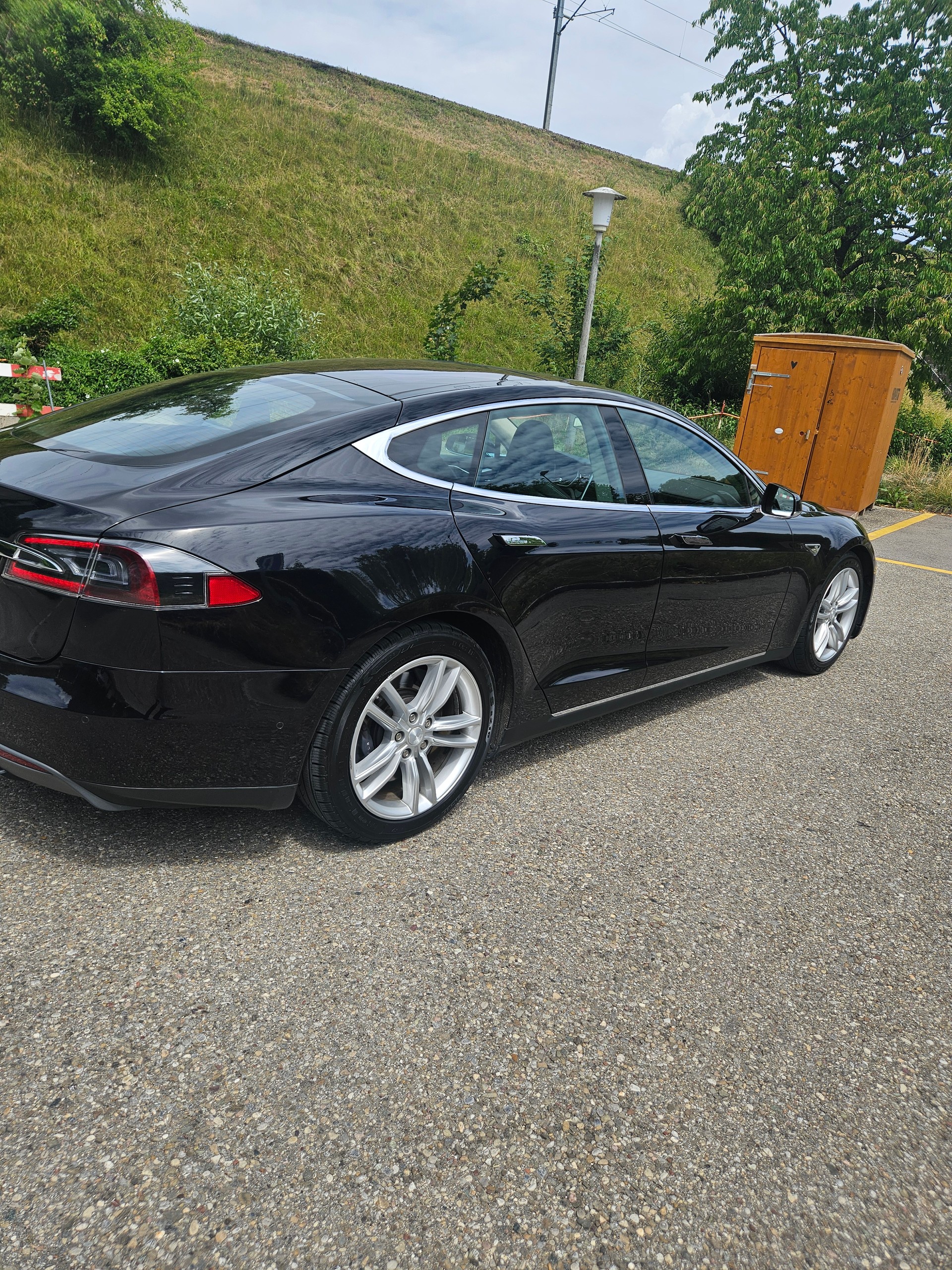 TESLA 70 D-image-0