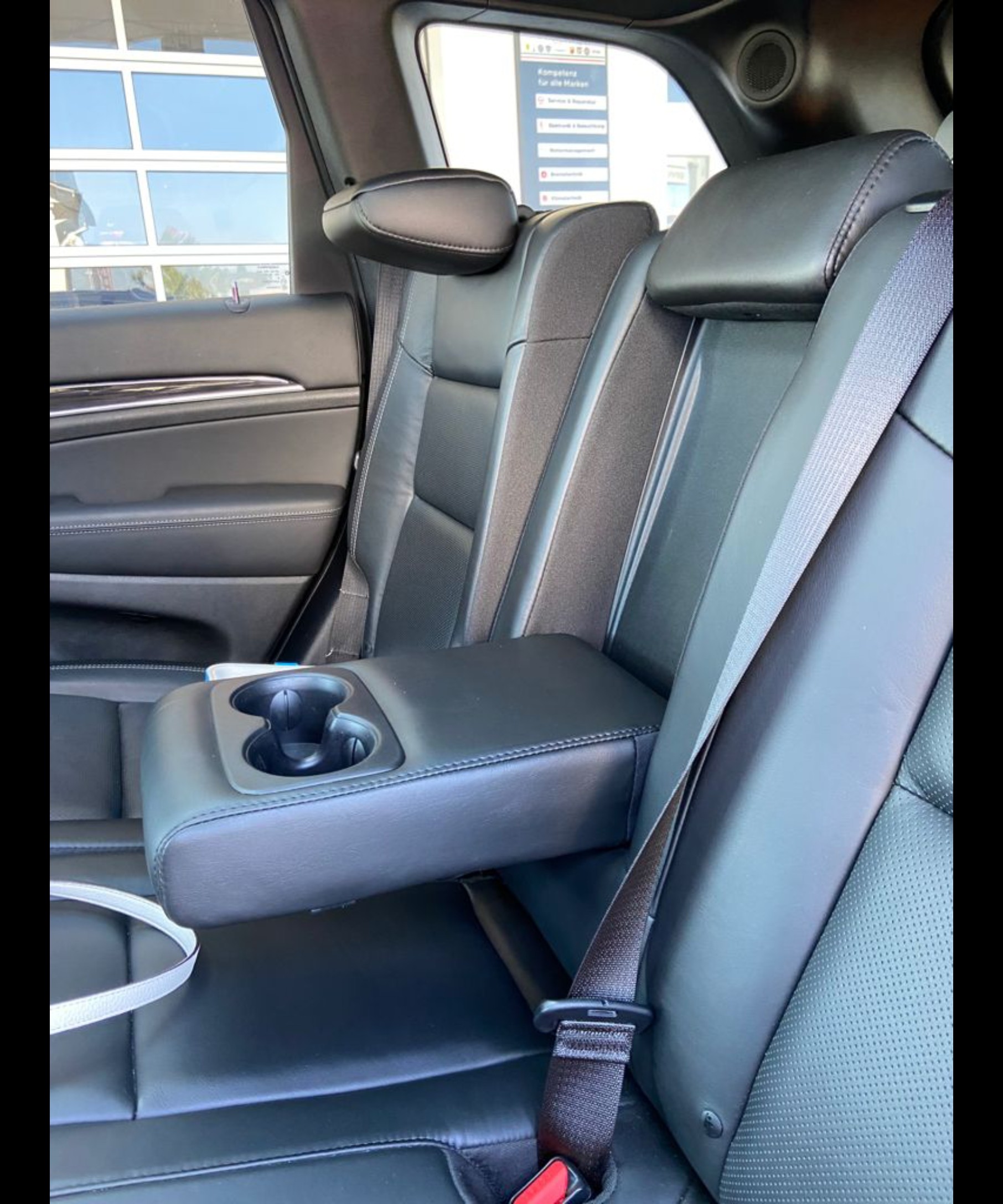 TESLA 70 D-image-14
