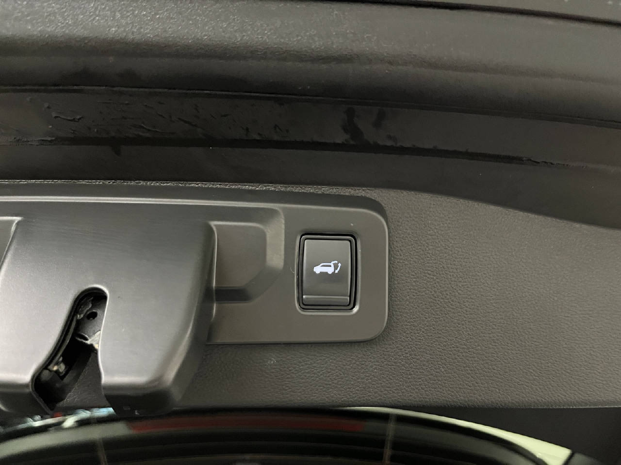 RENAULT Austral 1.2 E-Tech techno Demo-image-11