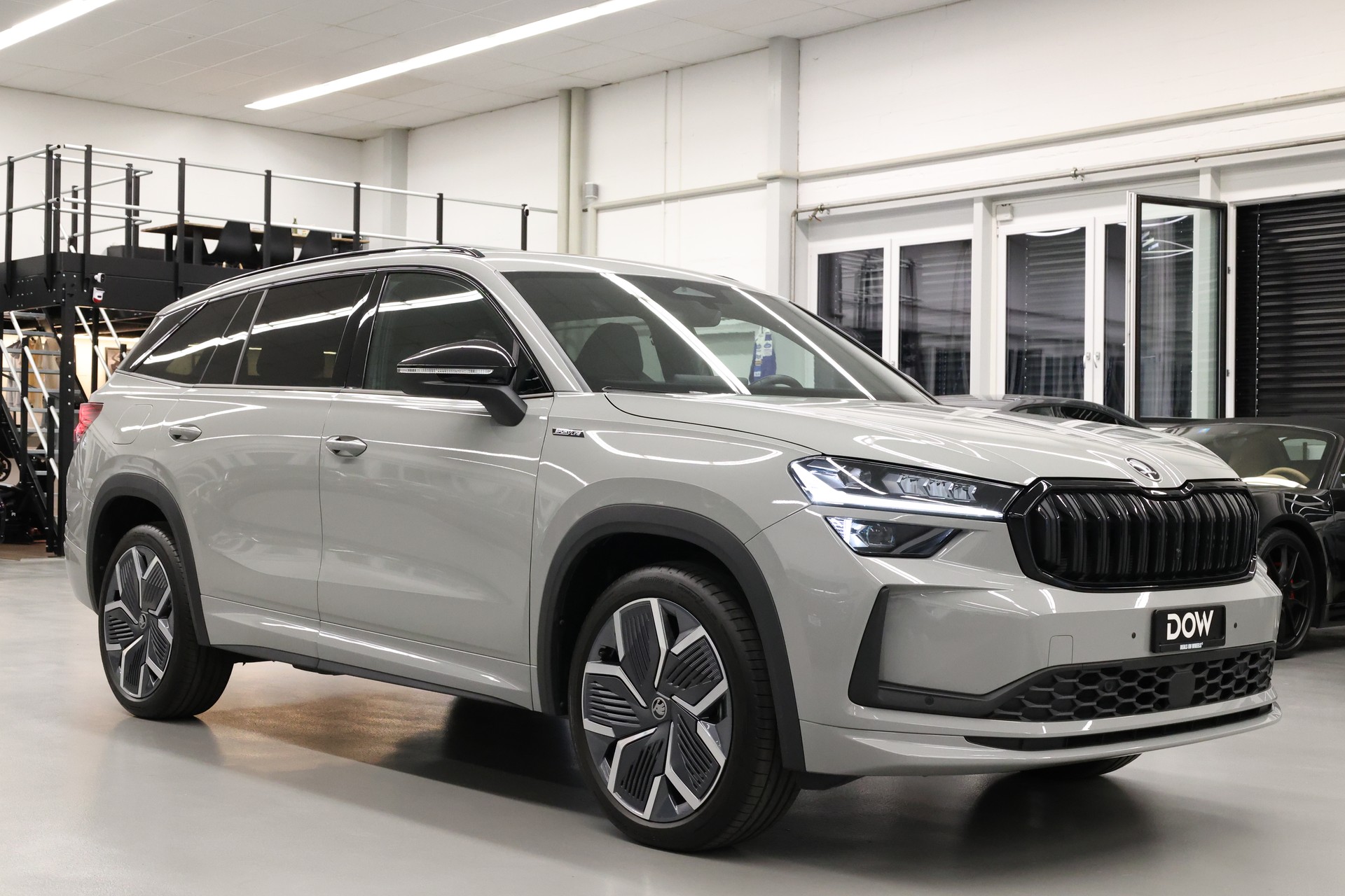 SKODA Kodiaq 2.0 TDI SportLine-image-1