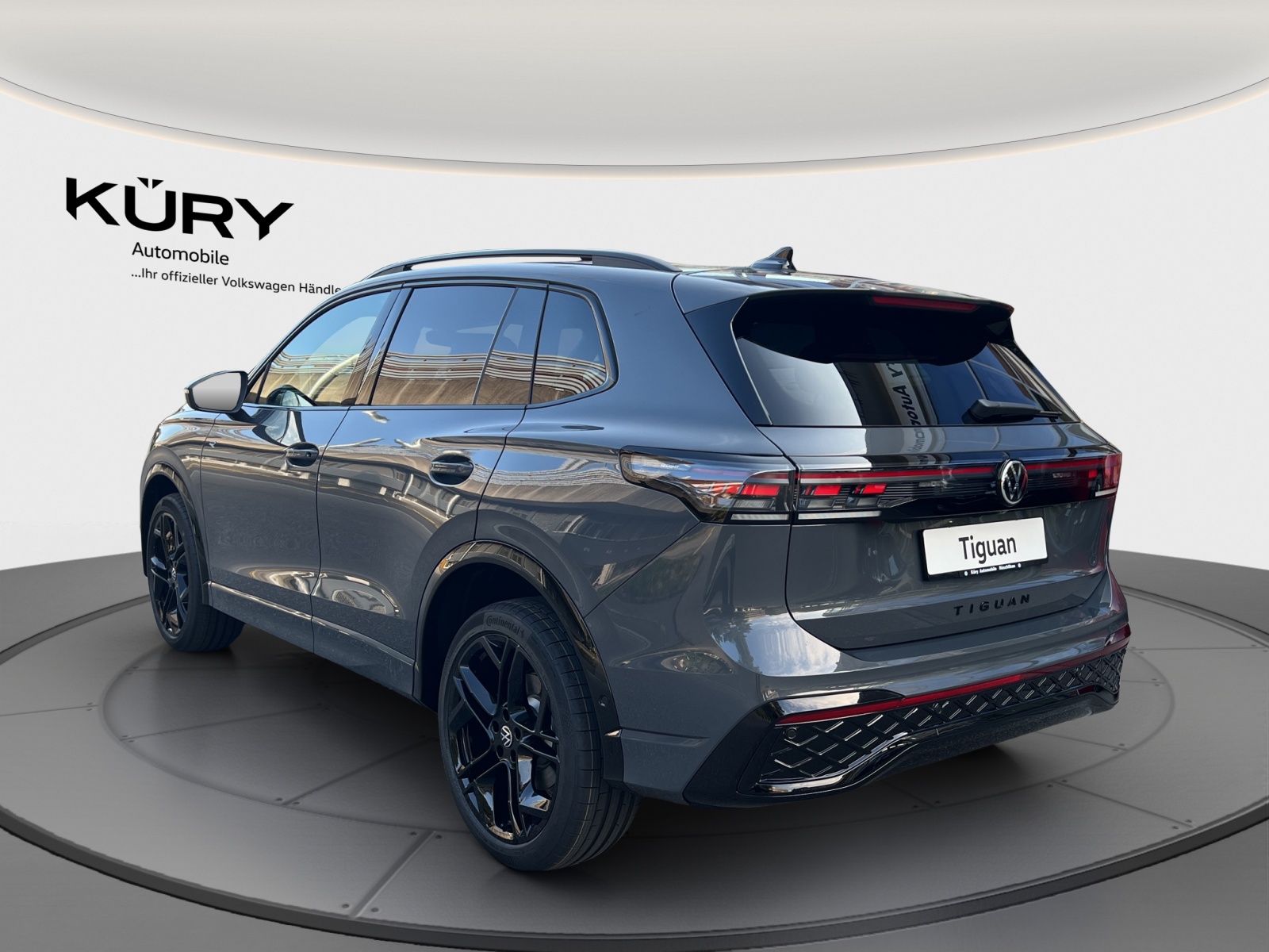 VW Tiguan 2.0 TSI DSG R-Line 4Motion-image-6