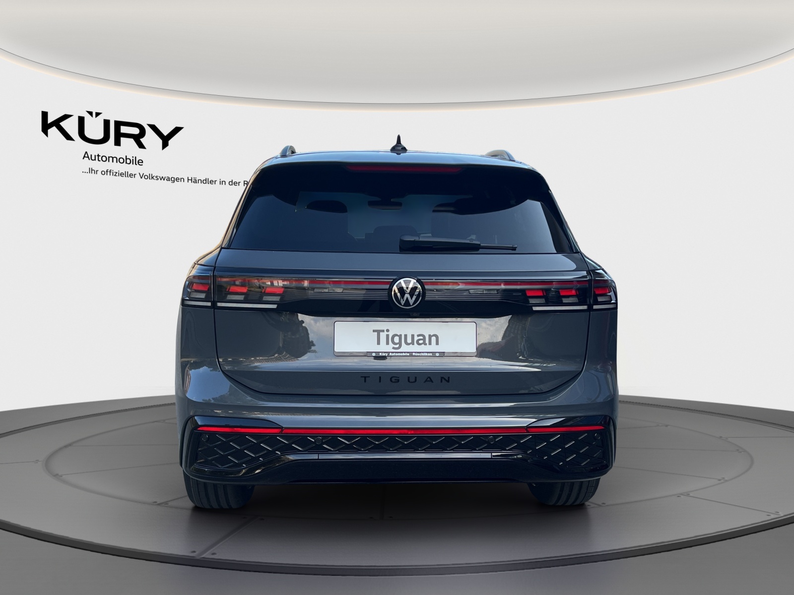 VW Tiguan 2.0 TSI DSG R-Line 4Motion-image-5