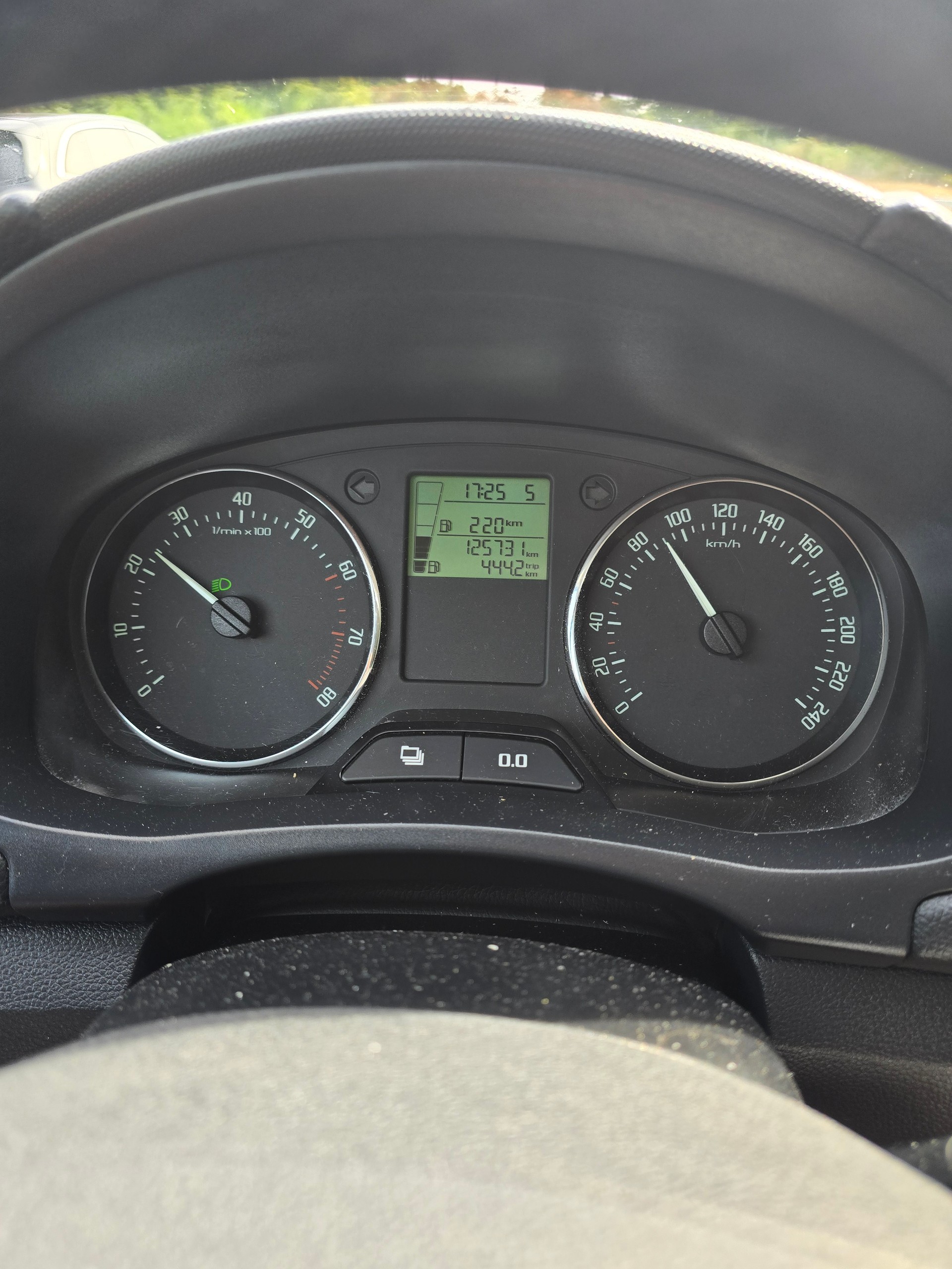 SKODA 1.2 HTP Clever-image-3