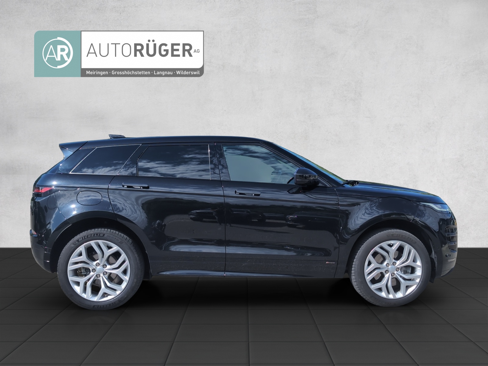 LAND ROVER Range Rover Evoque P 250 SE AT9