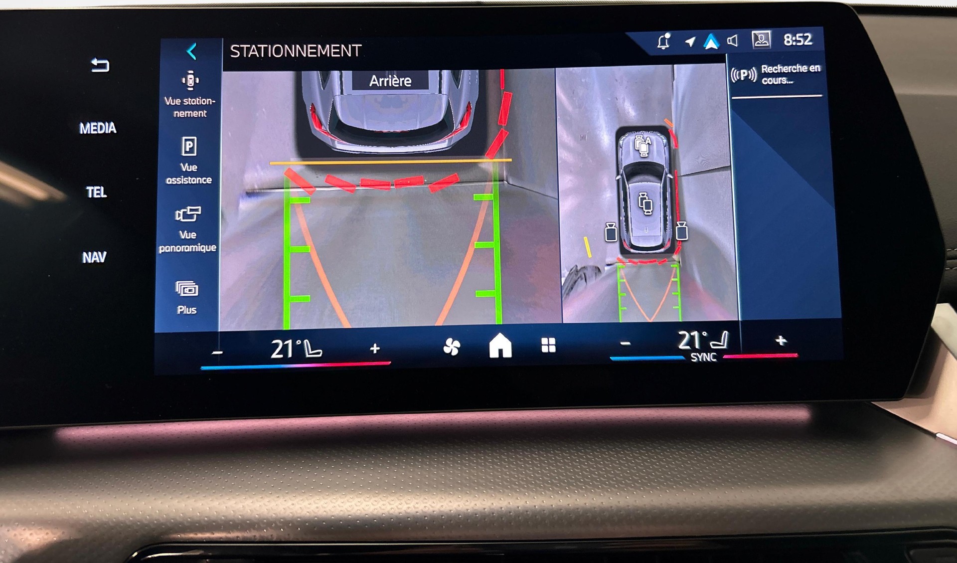 BMW X1 23d xDrive paddles-image-9