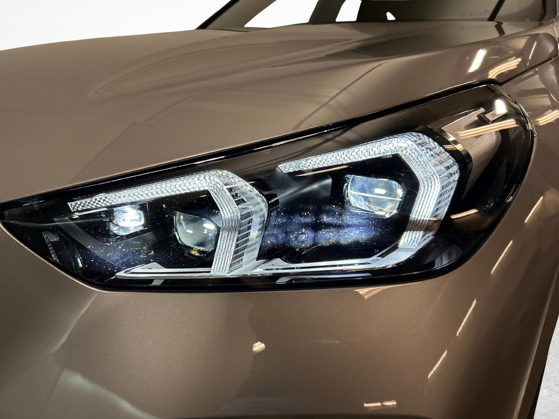 BMW X1 23d xDrive paddles-image-15