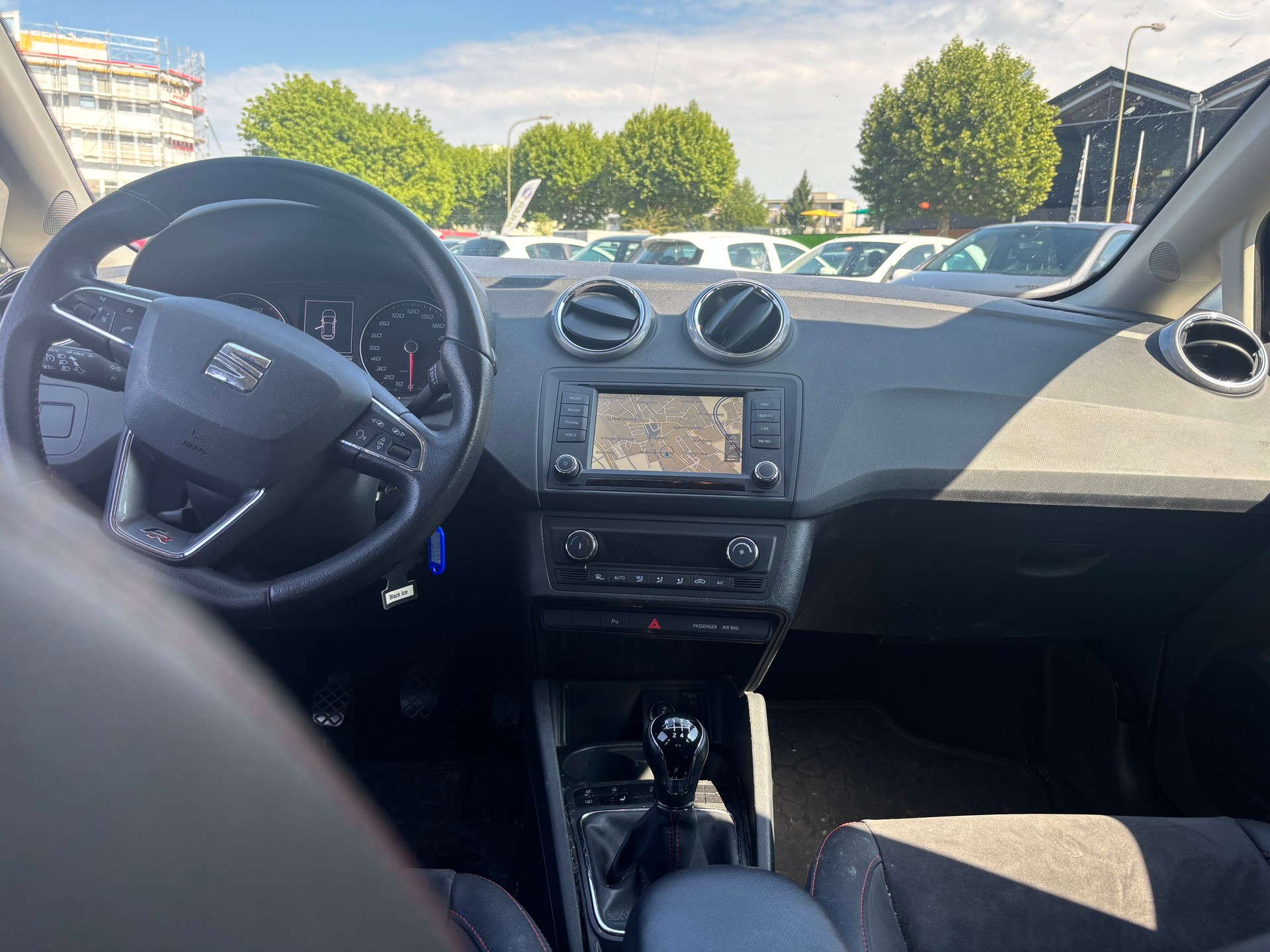 SEAT Ibiza 1.0 EcoTSI FR Line-image-12