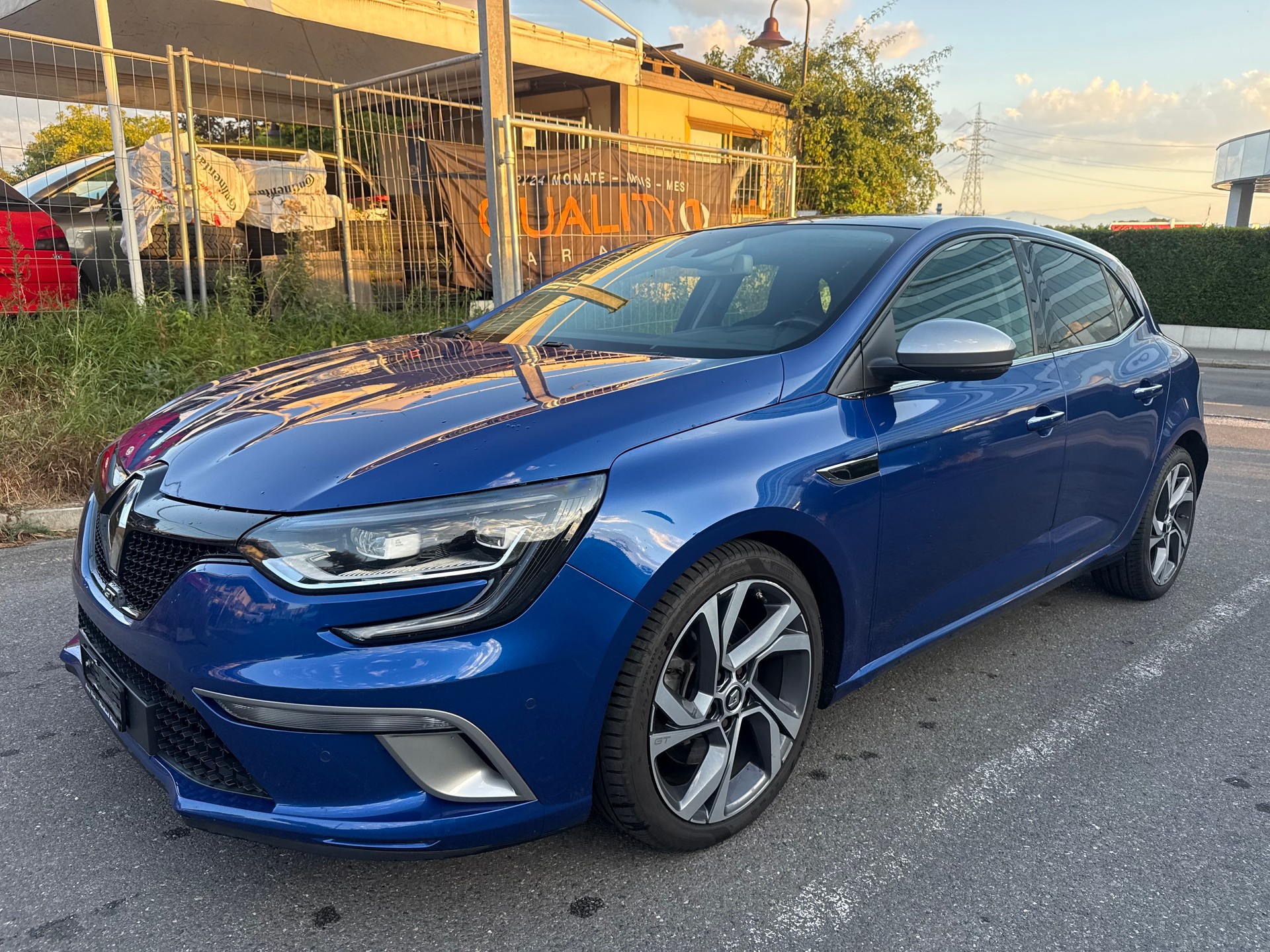 RENAULT Mégane 1.6 16V Turbo GT EDC-image-2