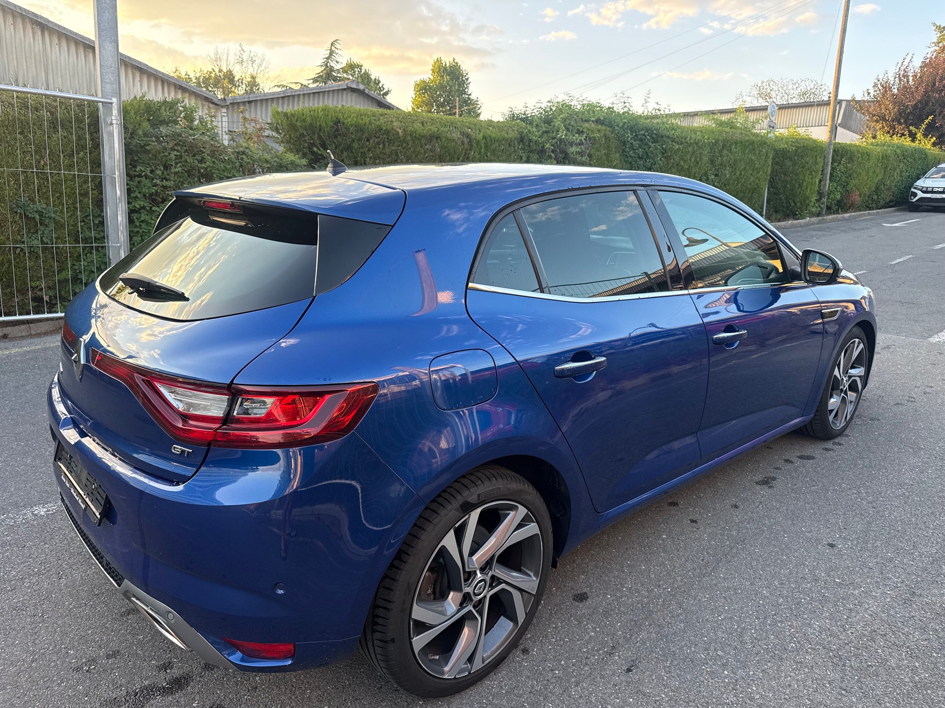 RENAULT Mégane 1.6 16V Turbo GT EDC-image-6